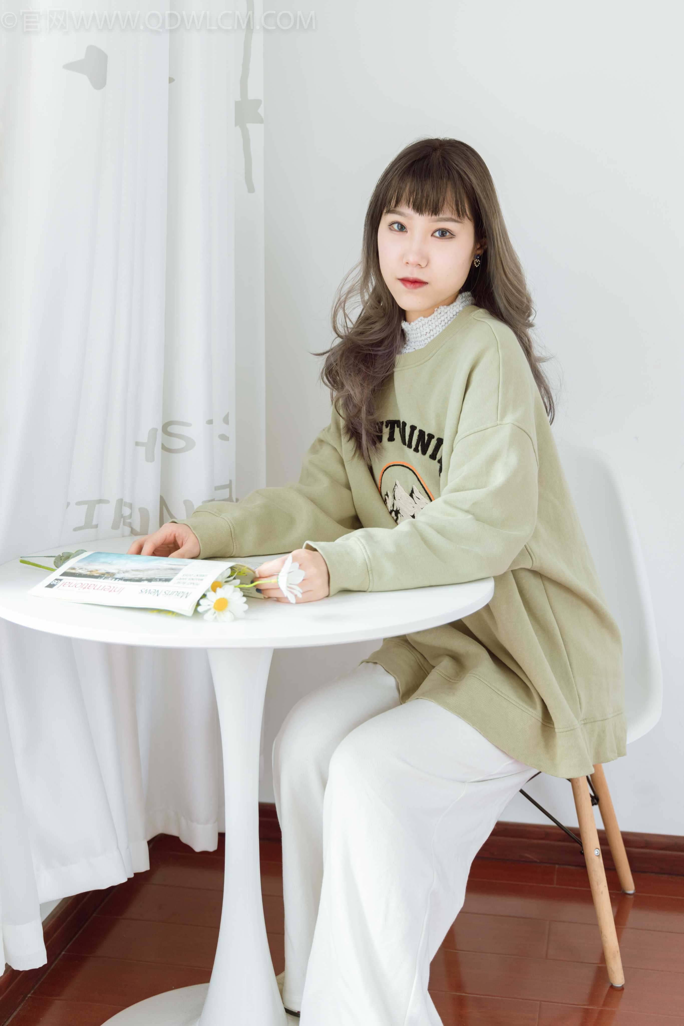 物恋传媒 NO.977 依依-梦与现实 [135P+1V／3.83GB]