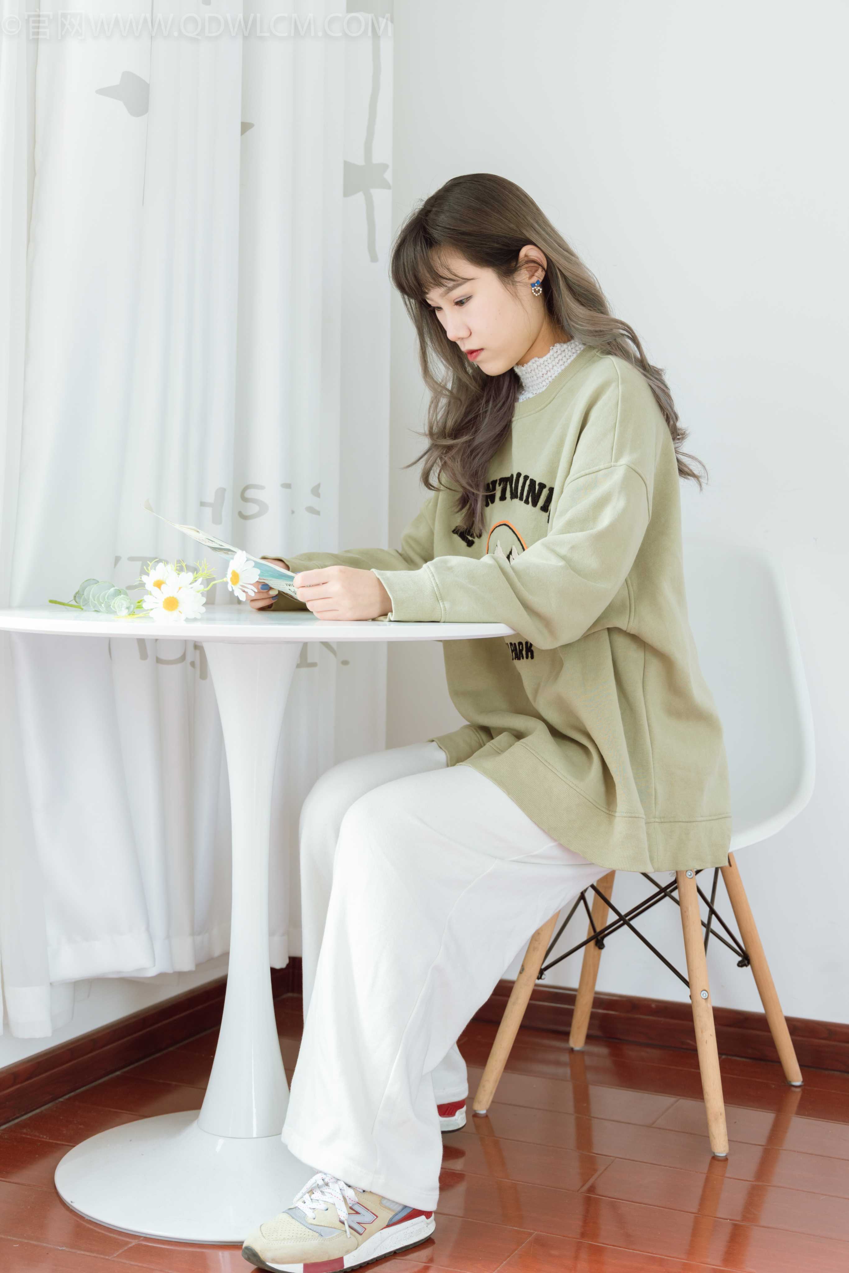 物恋传媒 NO.977 依依-梦与现实 [135P+1V／3.83GB]