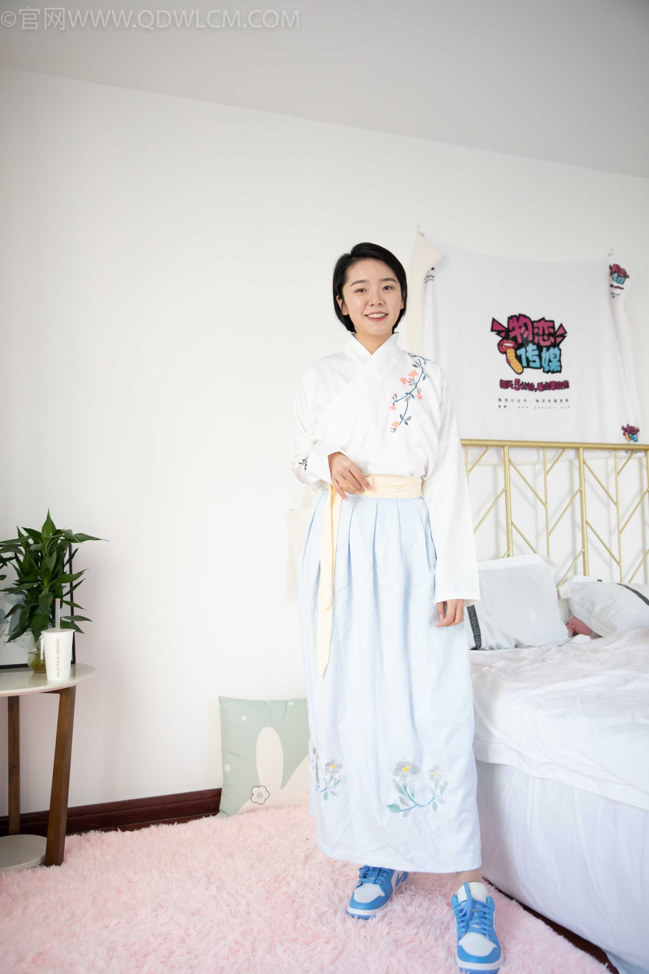 物恋传媒 NO.987 小飞-那年明月 [144P+1V／3.45GB] 插图2