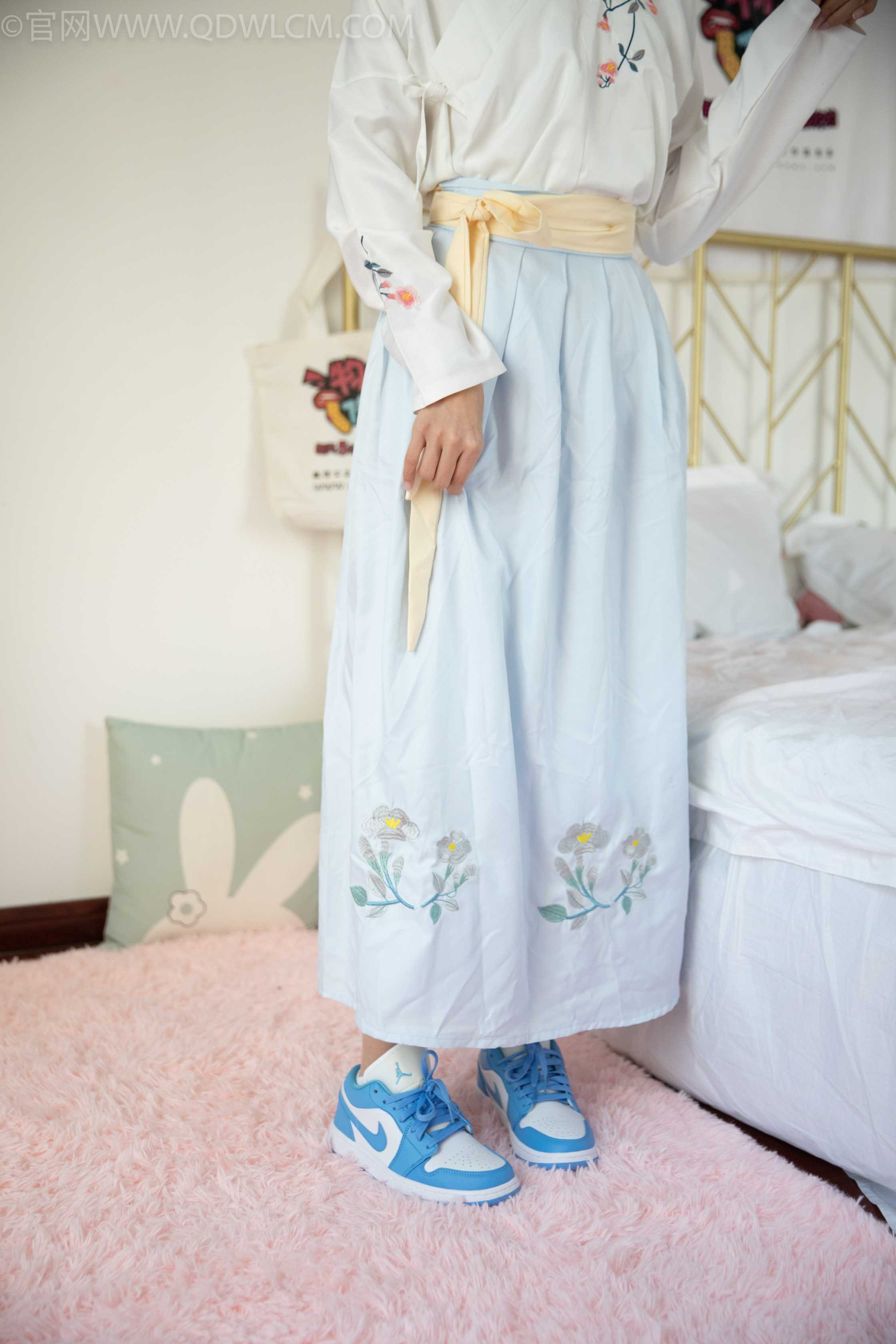 物恋传媒 NO.987 小飞-那年明月 [144P+1V／3.45GB] 插图5