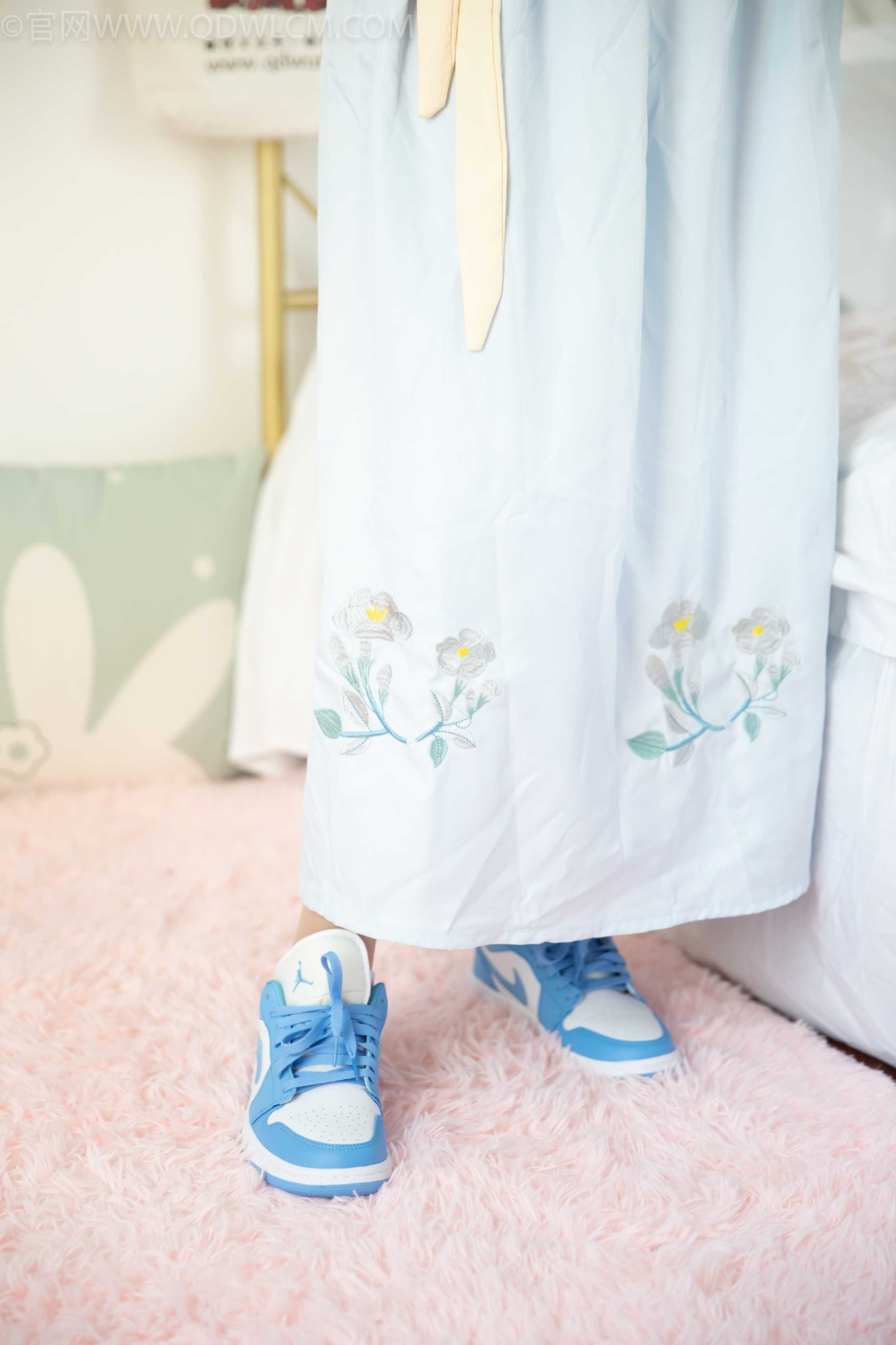 物恋传媒 NO.987 小飞-那年明月 [144P+1V／3.45GB] 插图3