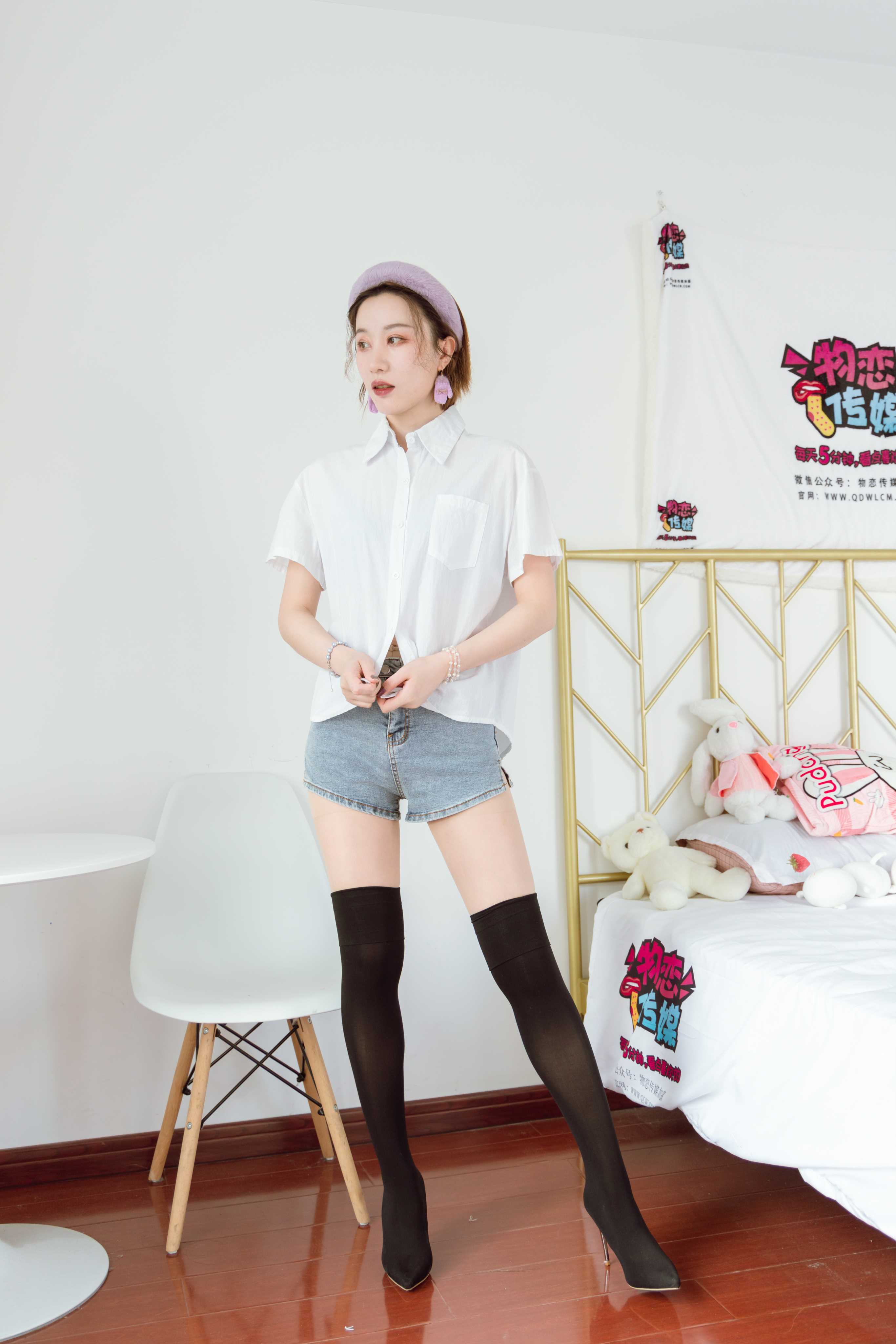 物恋传媒 NO.989 七七-一片雨 [135P+1V／3.61GB]