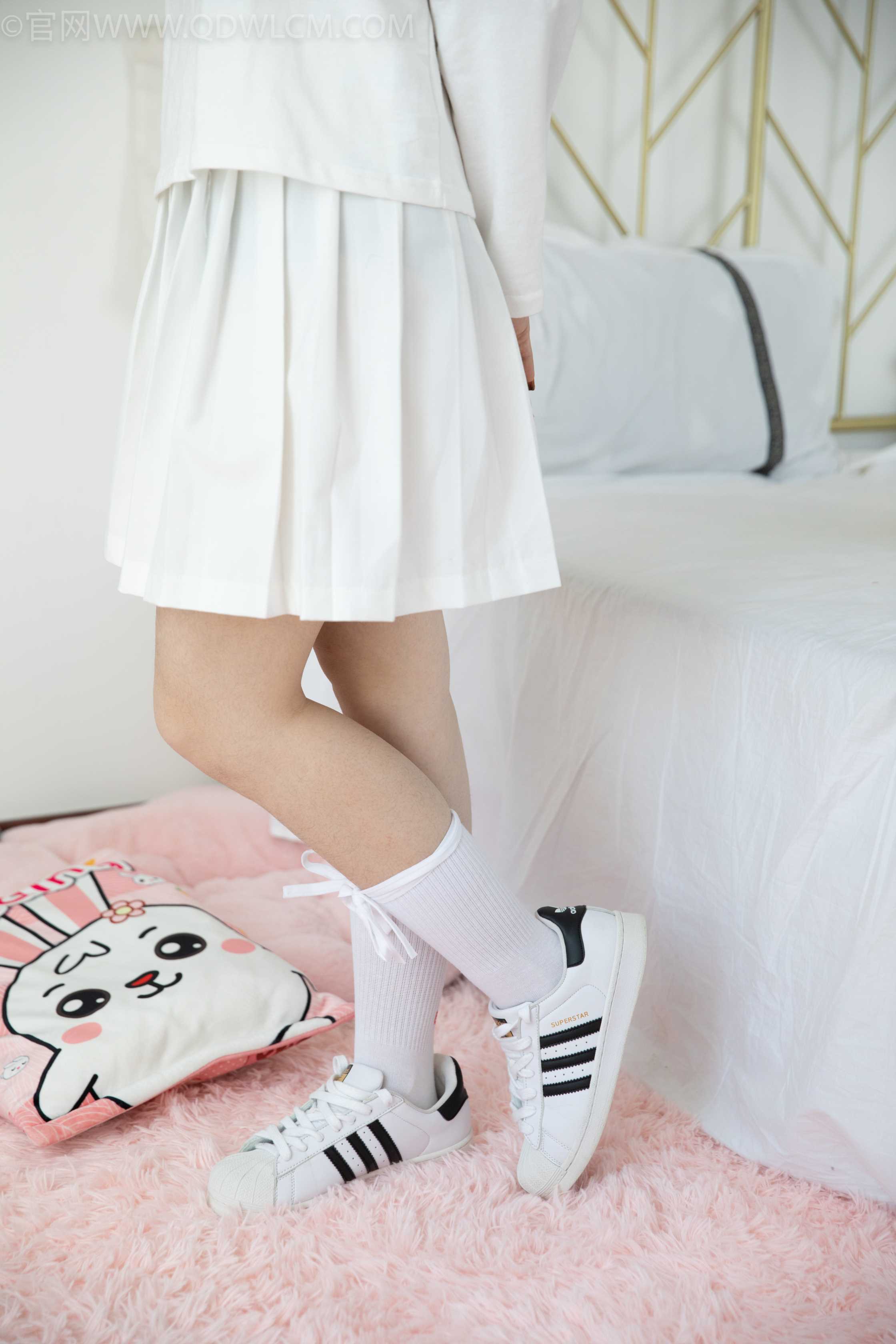 物恋传媒 NO.994 笑笑-花样年华 [127P+1V／3.29GB]