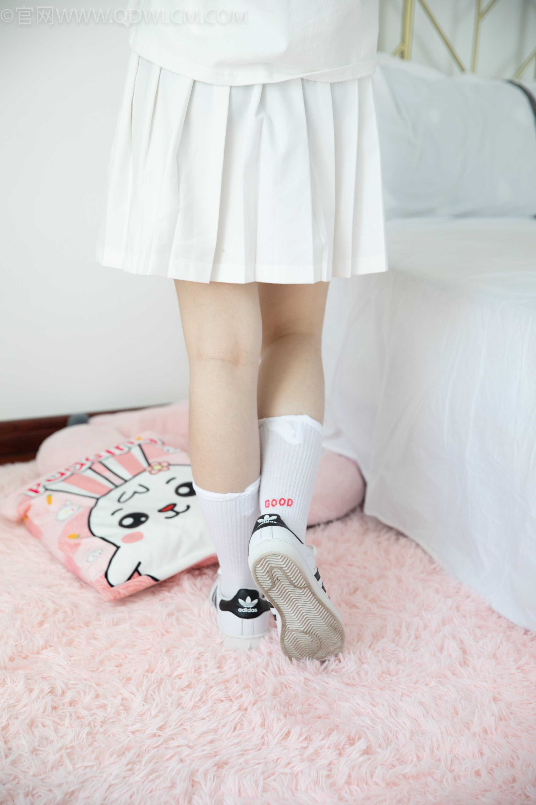 物恋传媒 NO.994 笑笑-花样年华 [127P+1V／3.29GB]