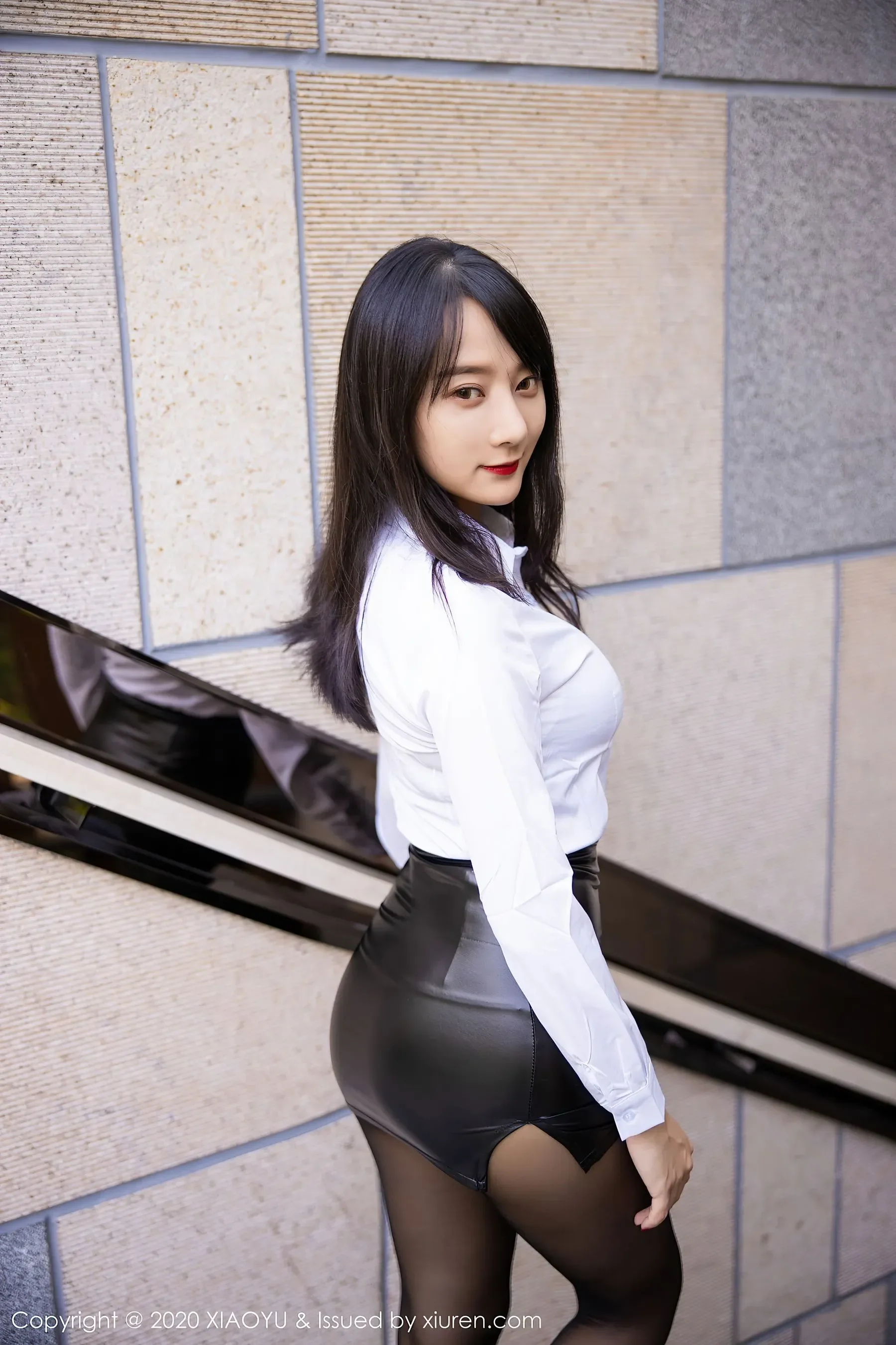 语画界 Vol.394 何嘉颖