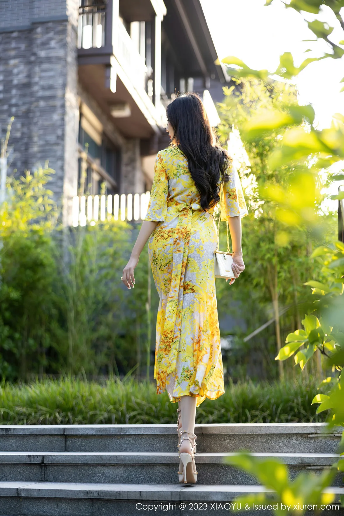 XIAOYU 语画界 Vol.1043 王馨瑶yanni 白色蕾丝内衣贵州旅拍 [91P]