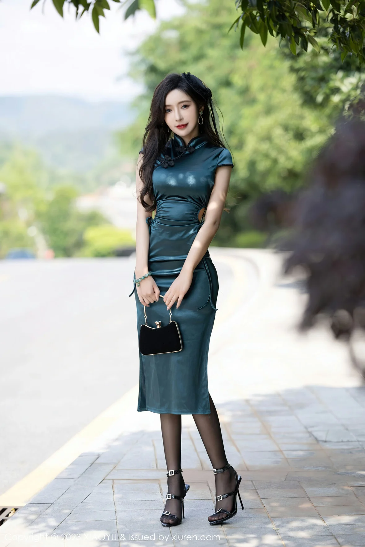 XIAOYU 语画界 Vol.1048 王馨瑶 暗绿色旗袍 [85P]