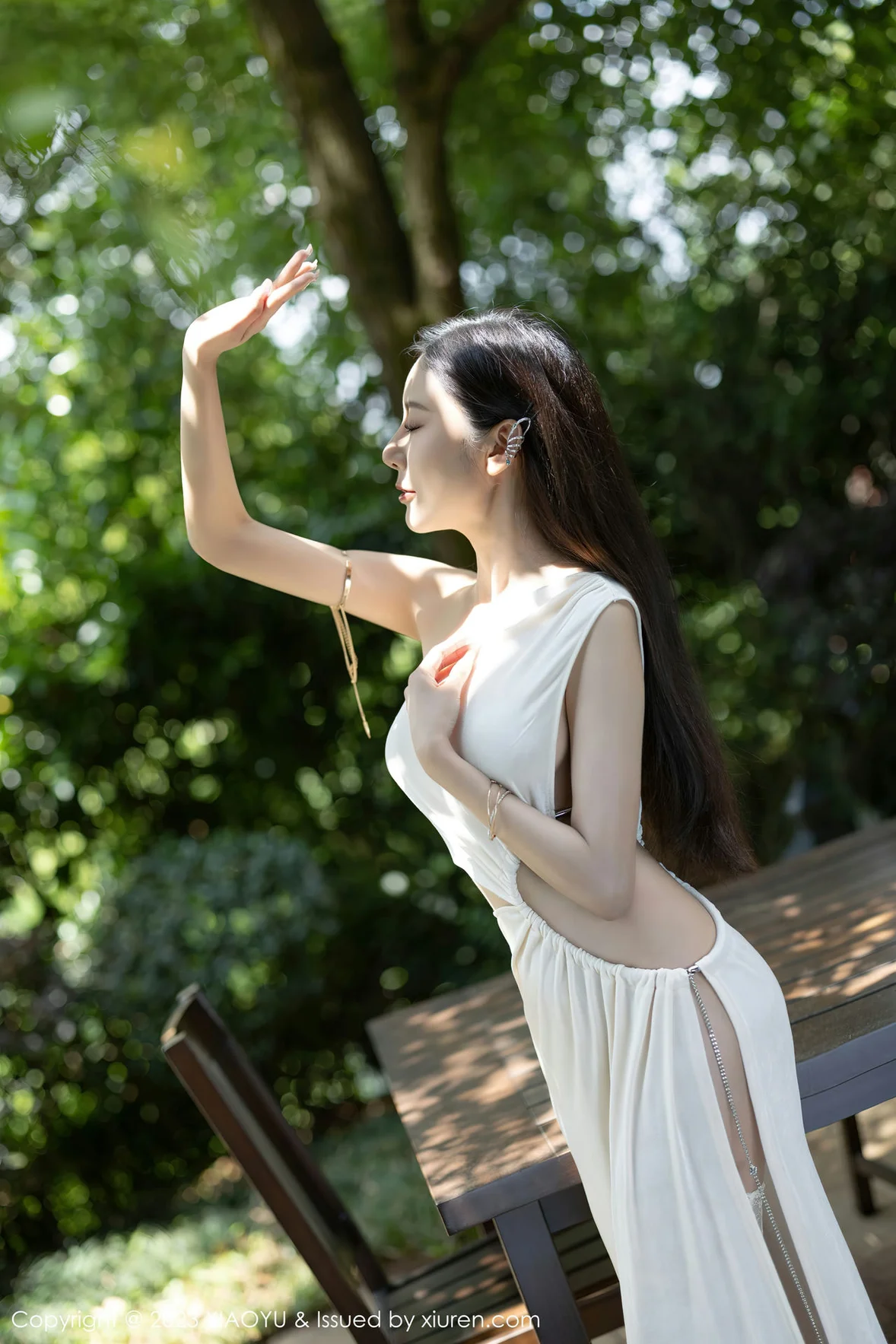 XIAOYU 语画 Vol.1082 王馨瑶yanni 黑色情趣内衣贵州旅拍 [87P]