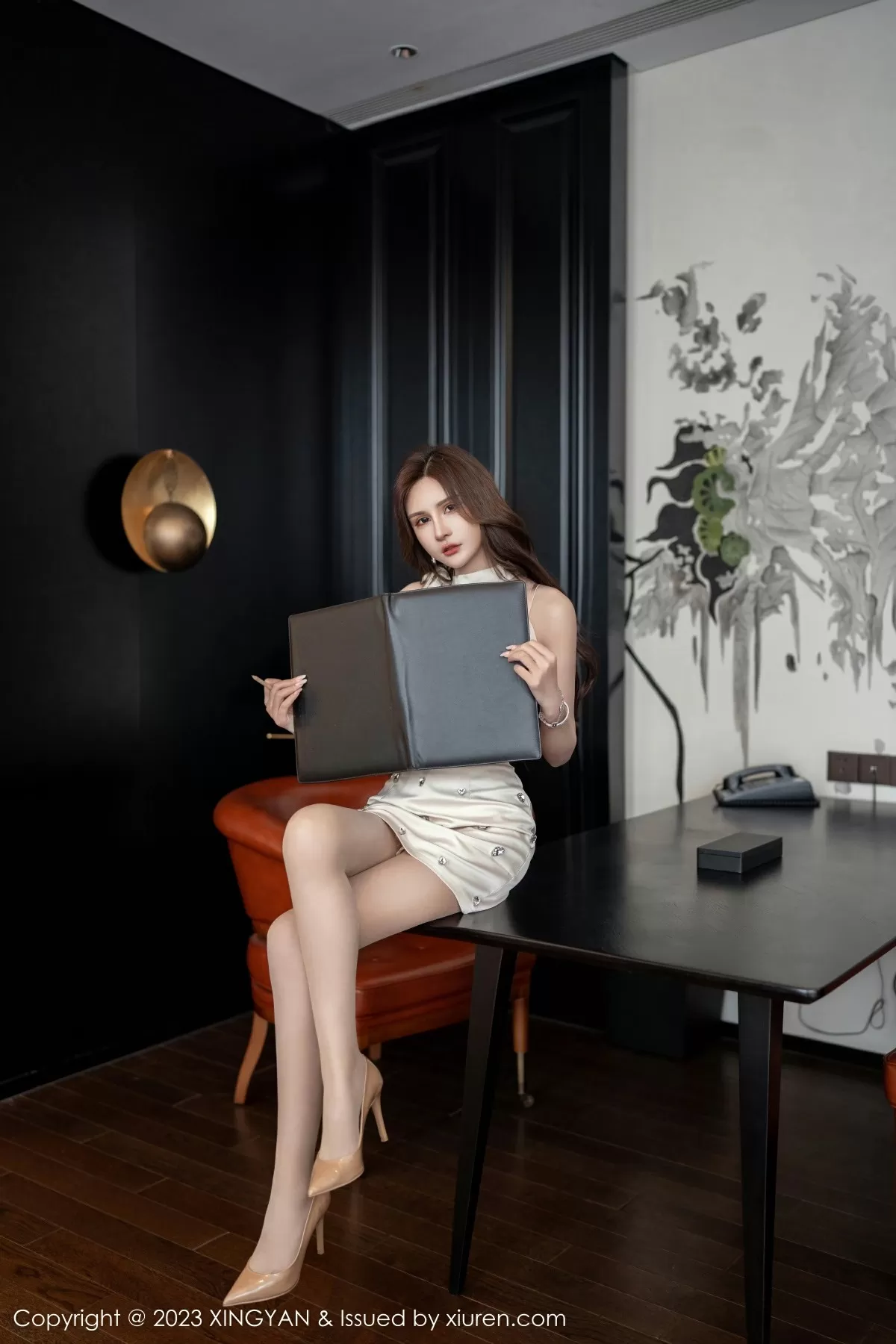 星颜社 VOL.213 Emily尹菲 [81P]