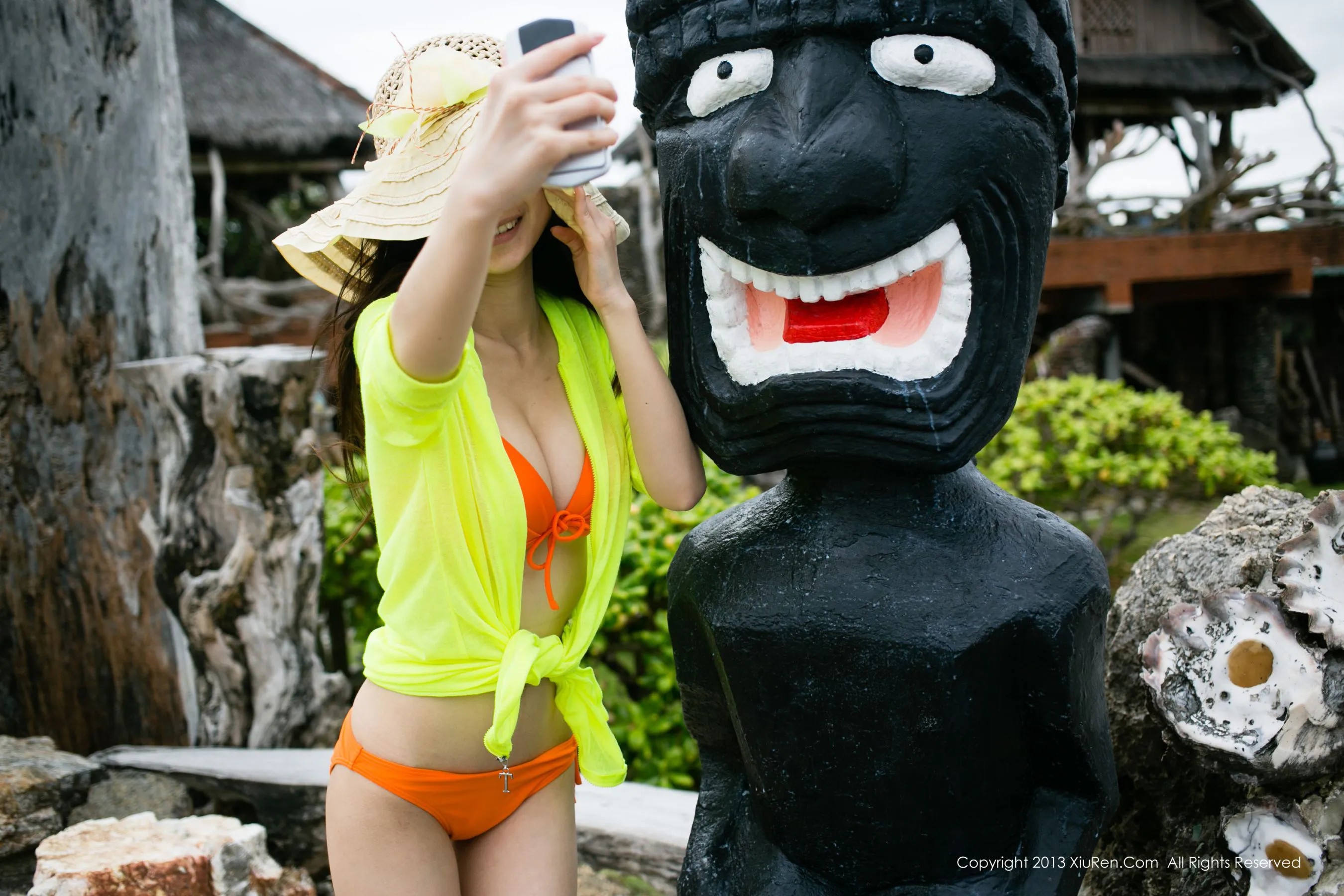 小小白思宜 &#038;爆乳比基尼女神 秀人网 No.028