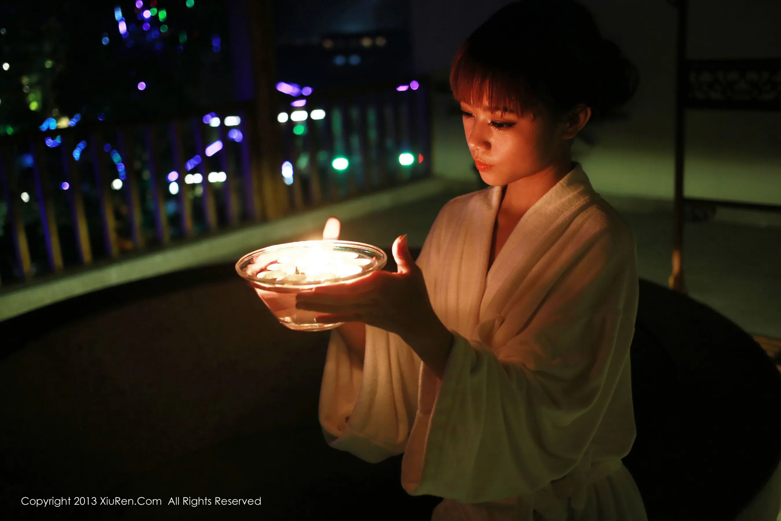 腹黑贫乳腰窝美臀萝莉女神@toro羽住 秀人网 No.056