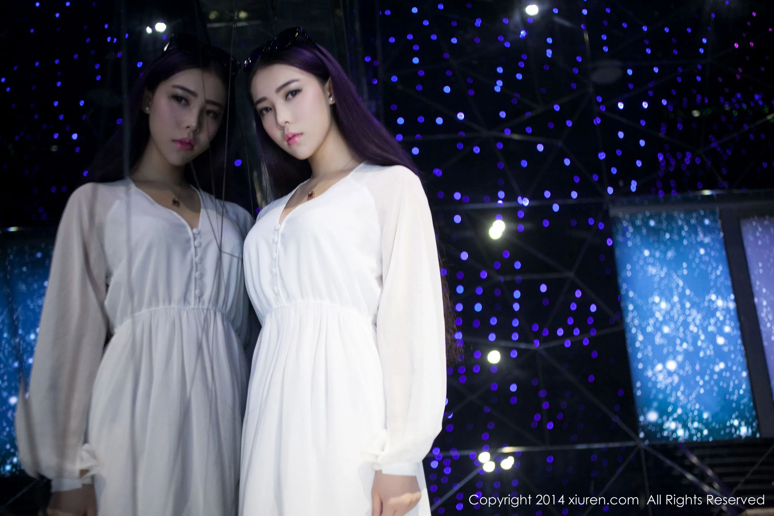 夢娜Vanessa《款款而来的特级女神》 秀人网 No.131