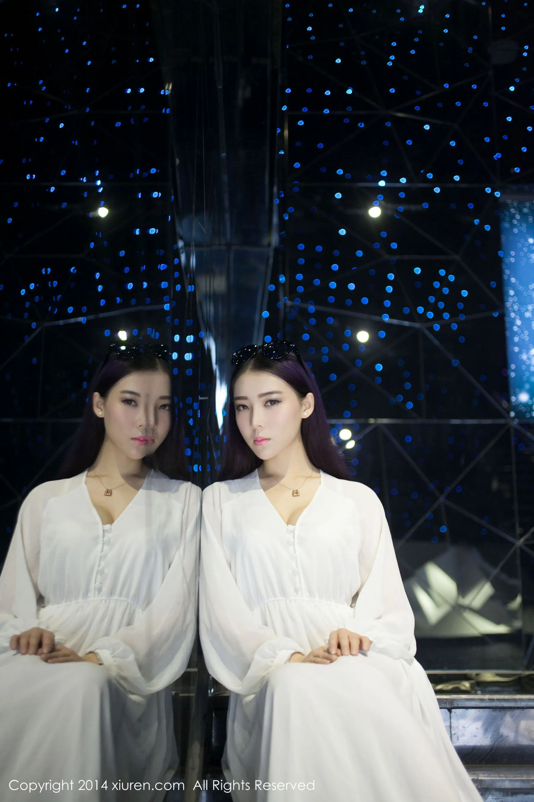 夢娜Vanessa《款款而来的特级女神》 秀人网 No.131