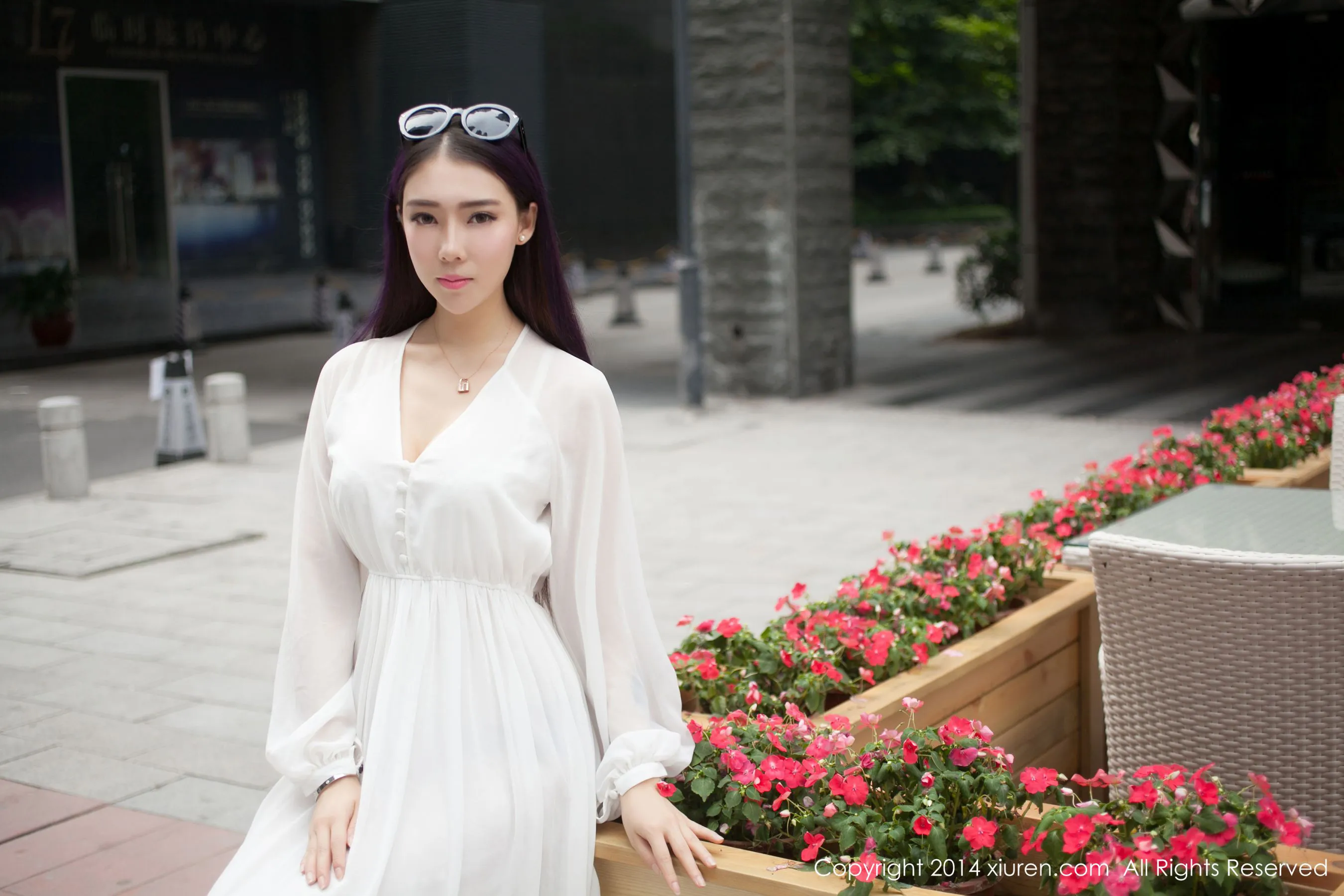 夢娜Vanessa《款款而来的特级女神》 秀人网 No.131