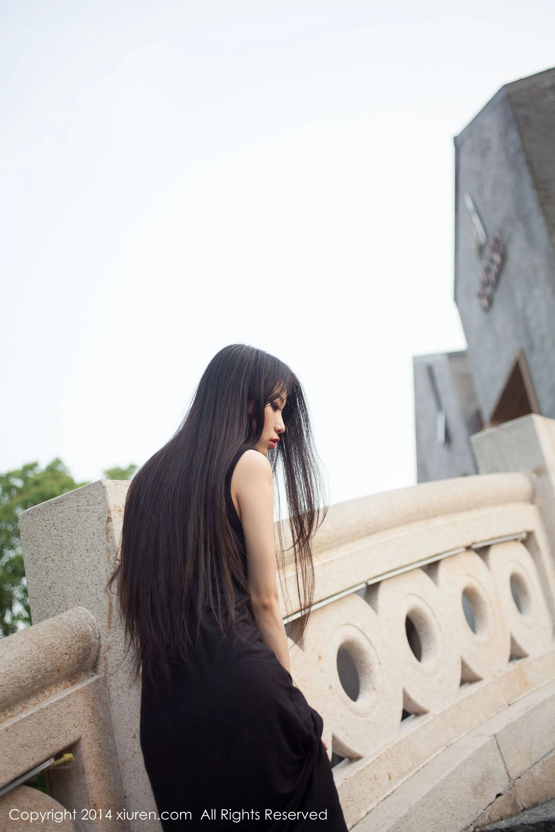 无敌美臀妹子战姝羽Zina 秀人网 No.169