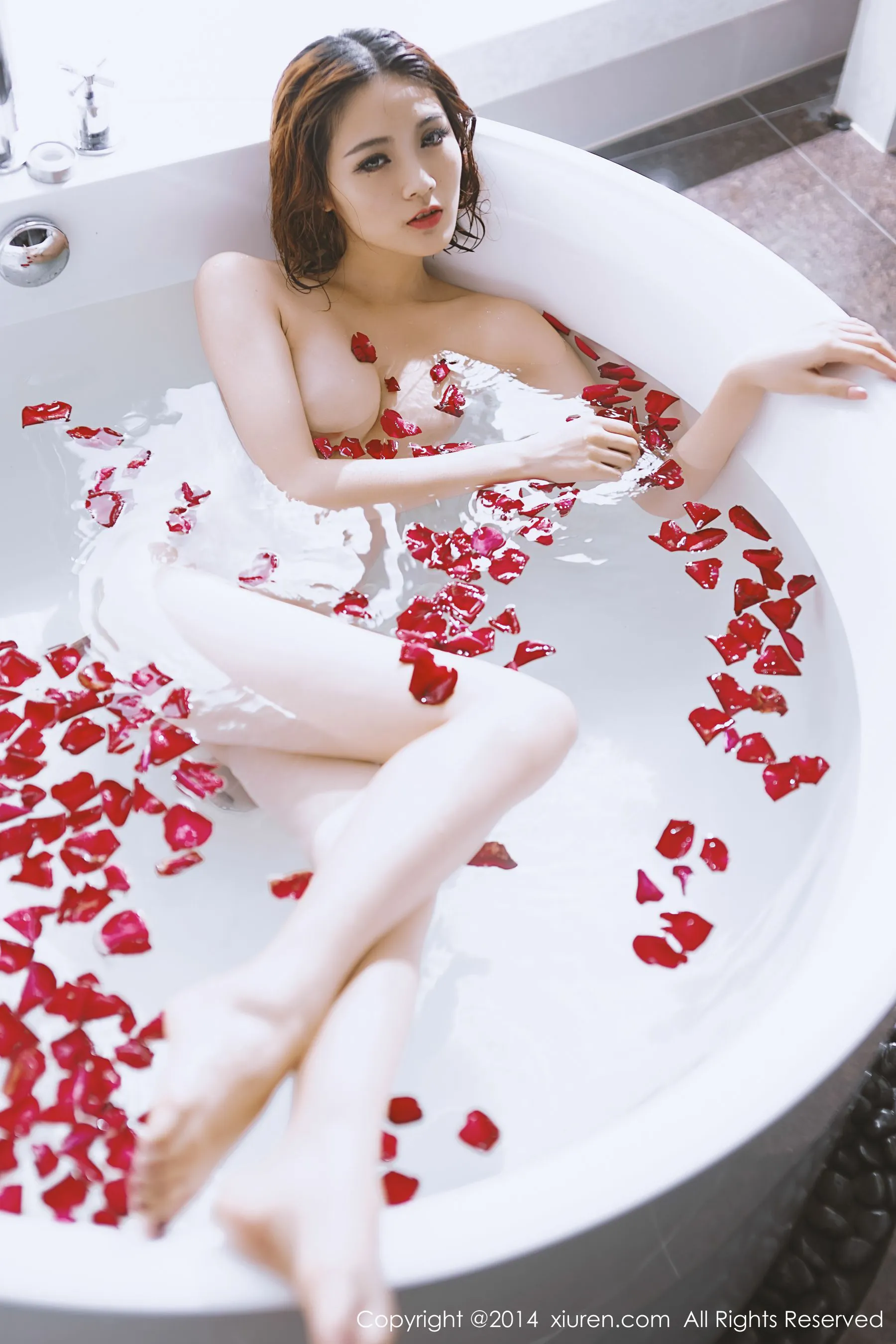 YOYO苏小苏《人体艺术》 秀人网 No.211