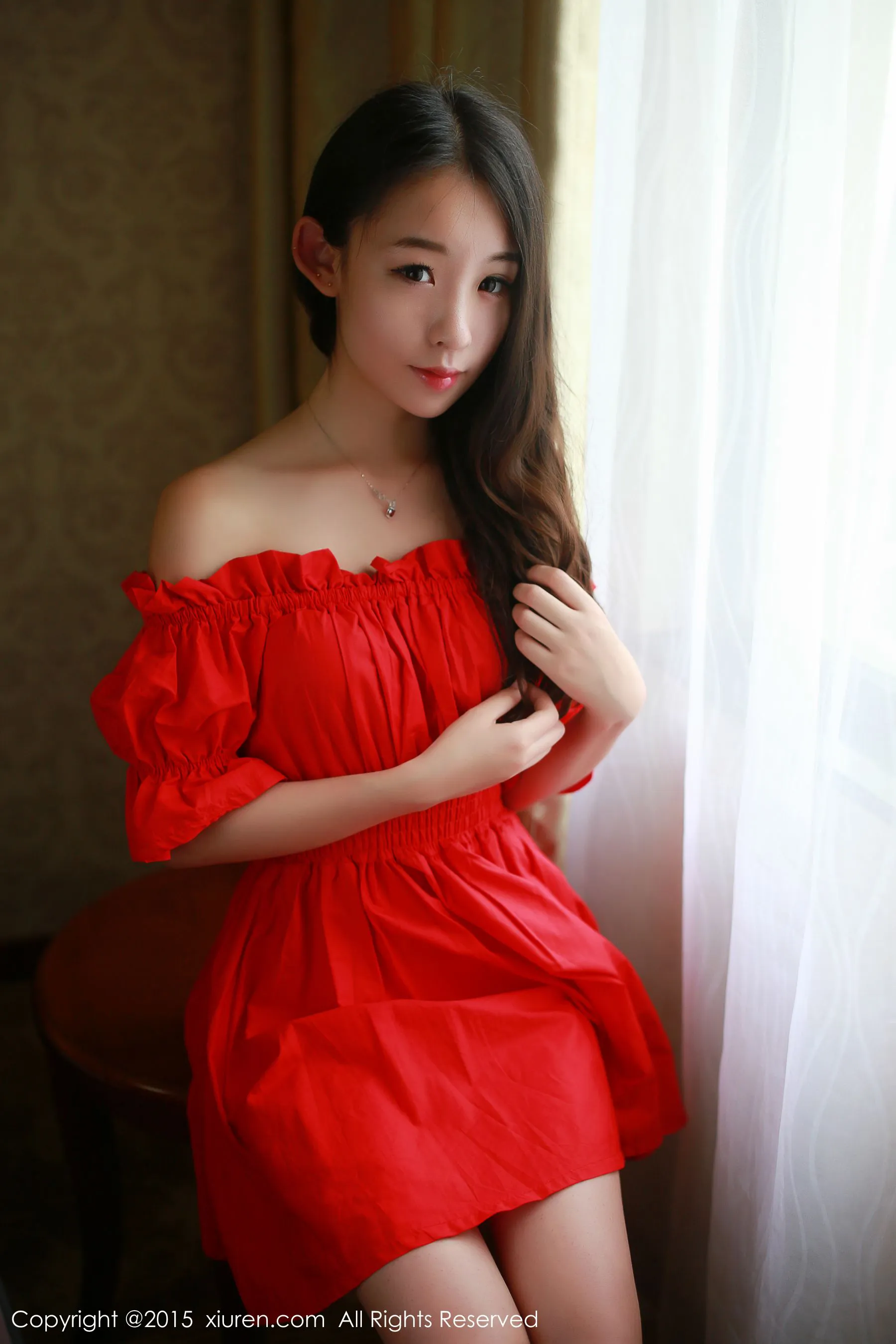 梓萱Crystal《连衣裙+热裤+网袜制服》 秀人网 No.347