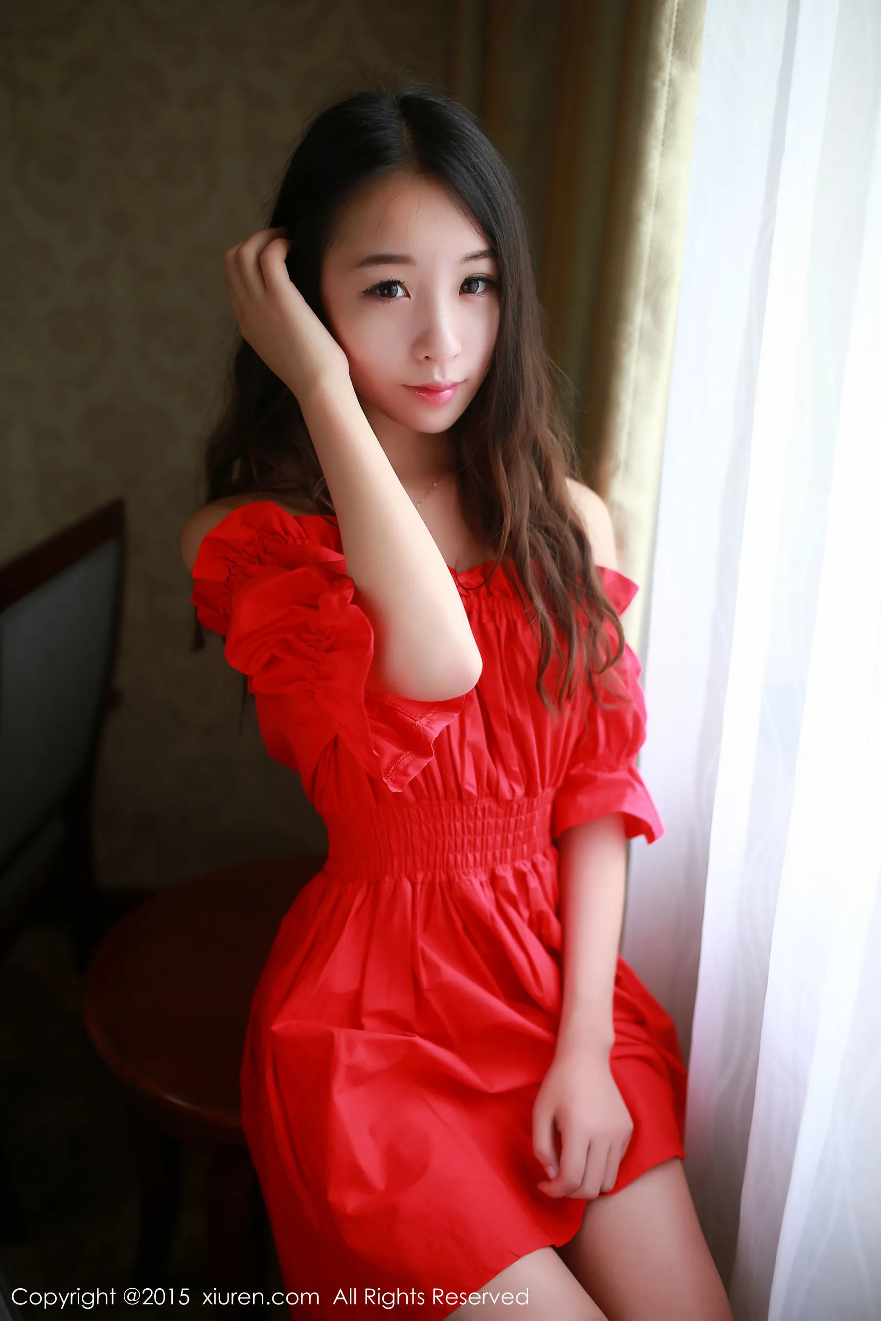 梓萱Crystal《连衣裙+热裤+网袜制服》 秀人网 No.347