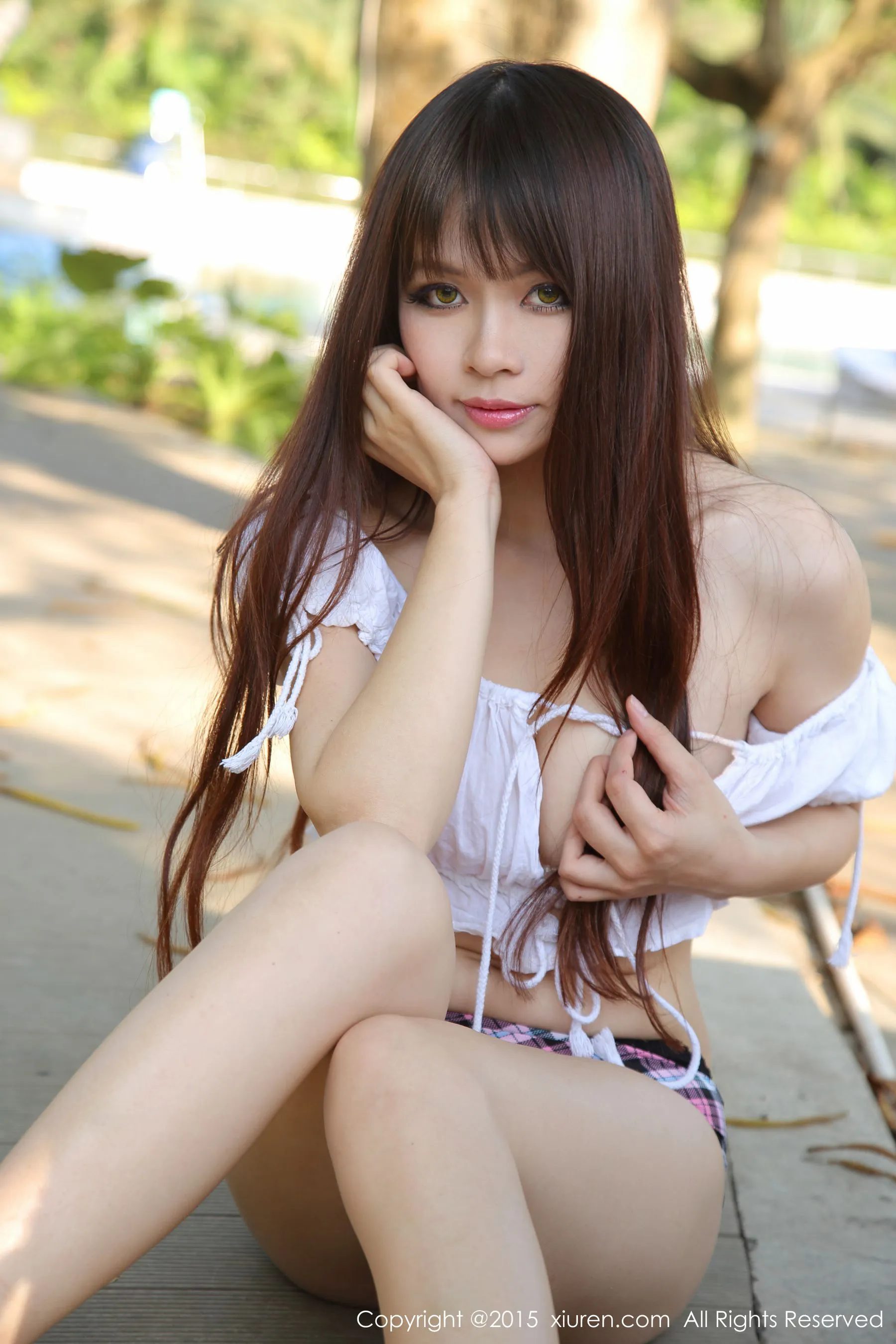 奈奈Fox《室外两套服装+室内性感cos女仆私房》 秀人网 No.361