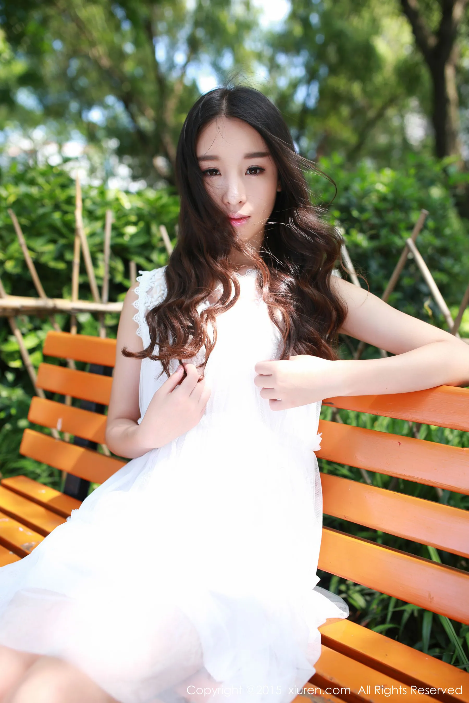 梓萱Crystal《小清新外拍~ 野外露出》 秀人网 No.371