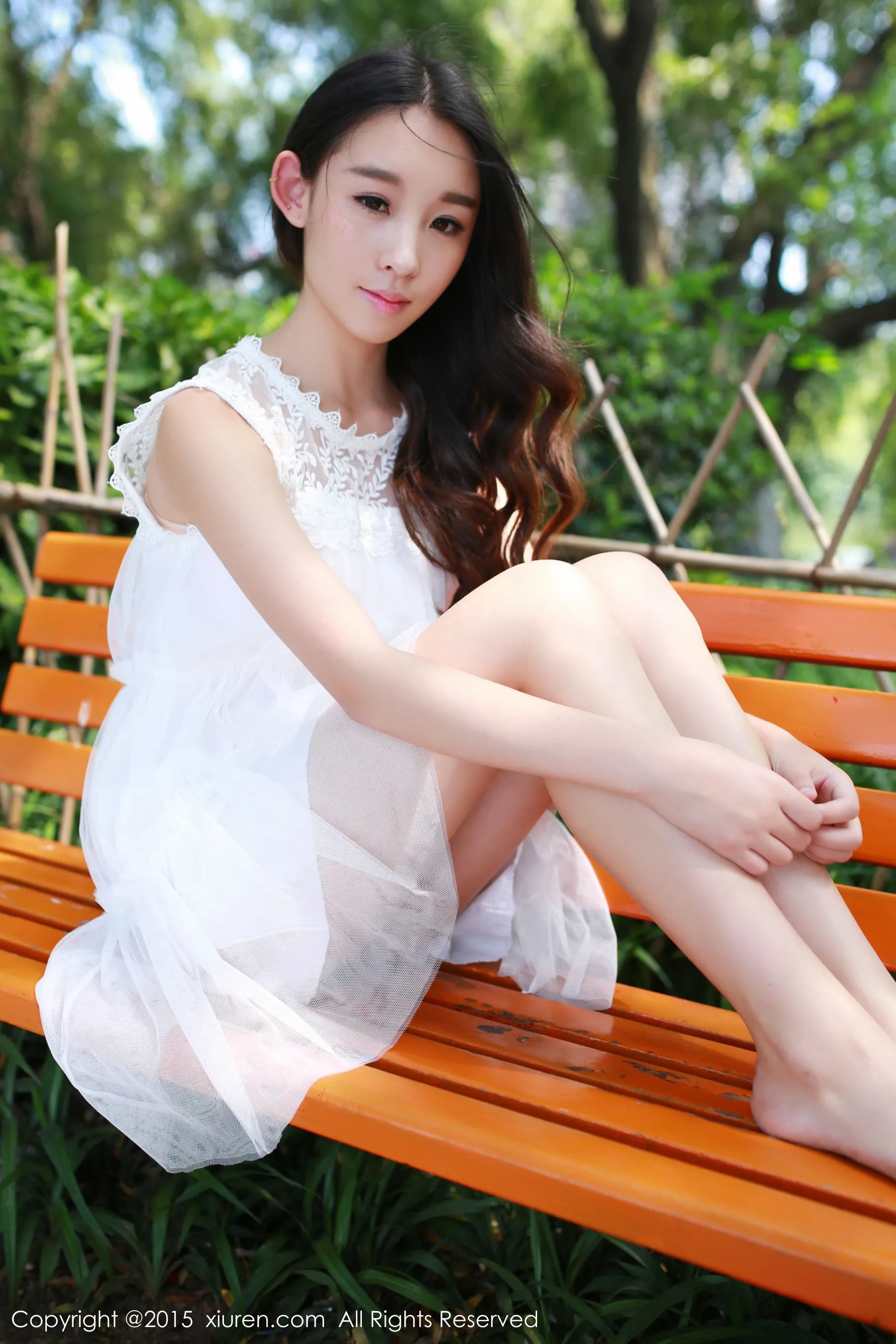 梓萱Crystal《小清新外拍~ 野外露出》 秀人网 No.371