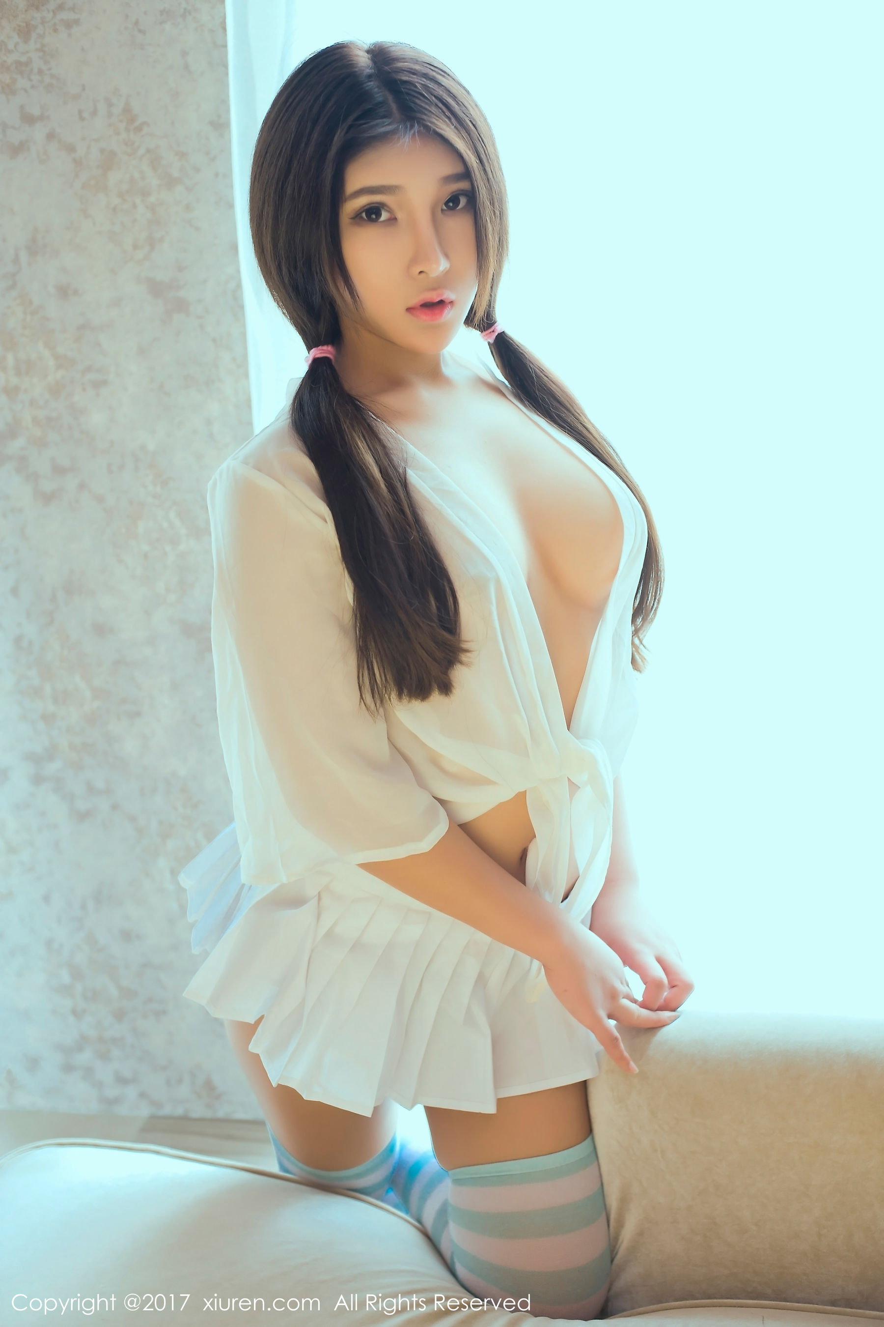 当然是小熊呀《绝好蜜桃臀细腰》 秀人网XIUREN No.783