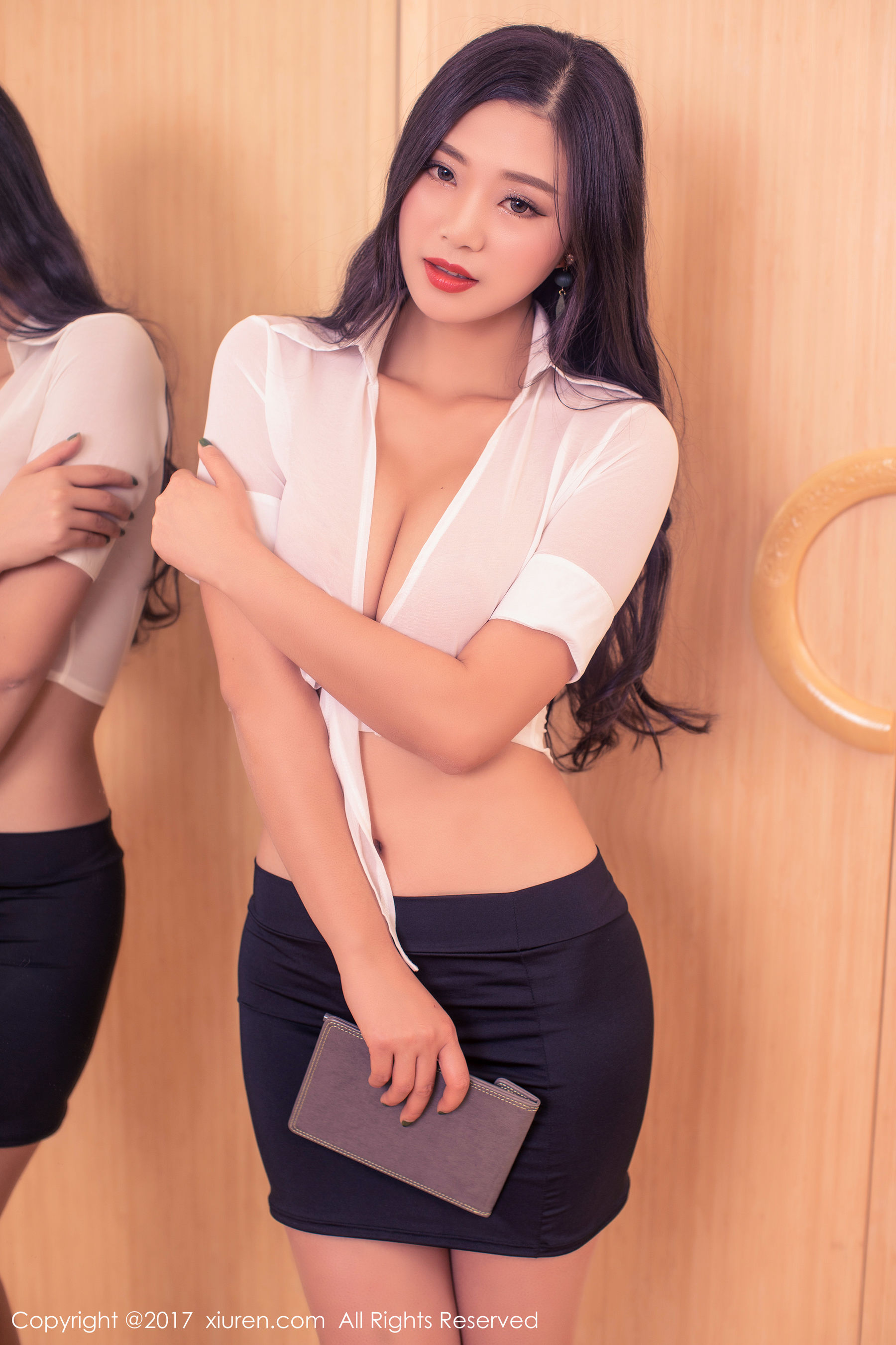 宋-KiKi《秘书制服和狂野绑带装》 秀人 NO.868