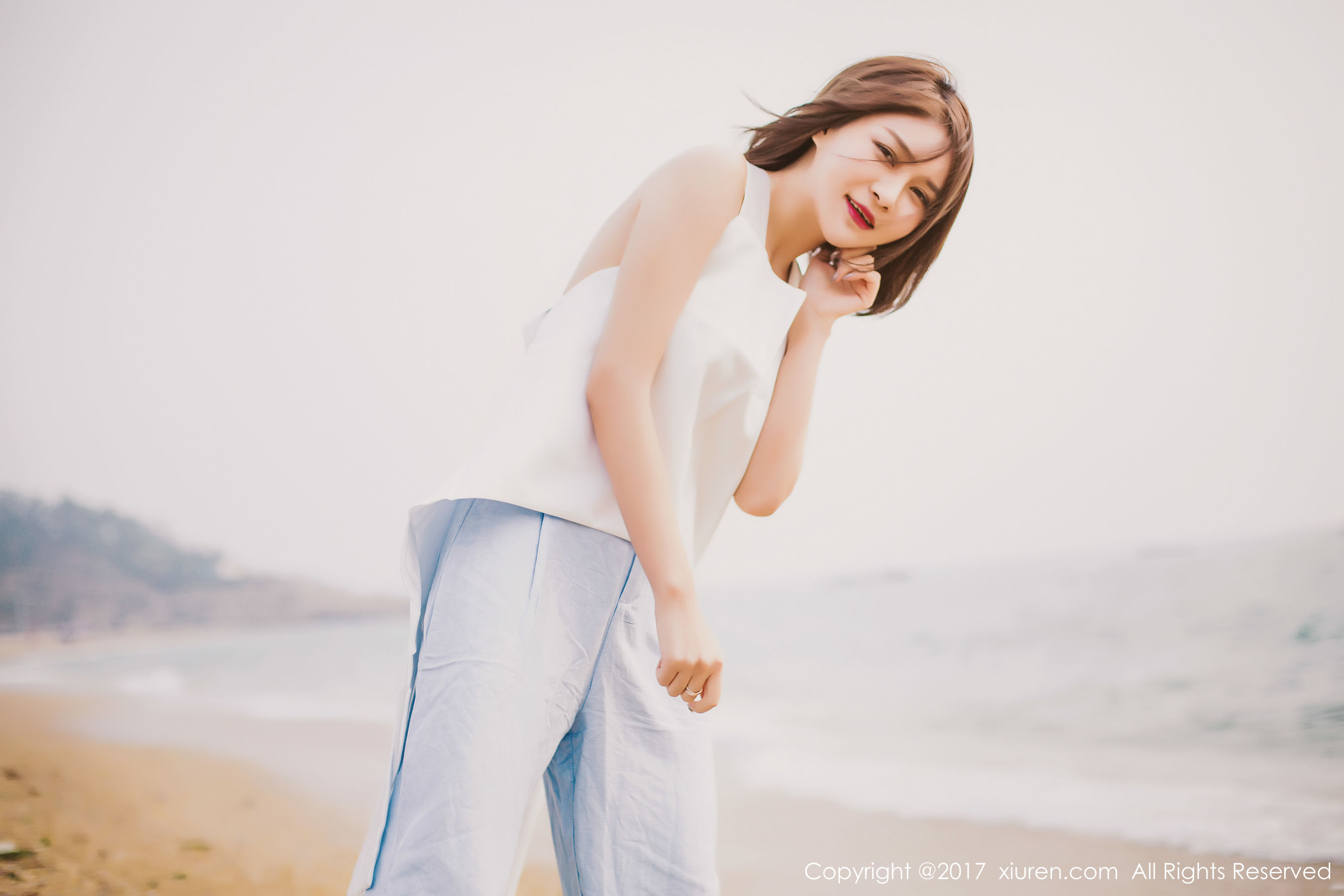 廿十(凯竹)《海边唯美风+性感室内》 秀人 NO.879