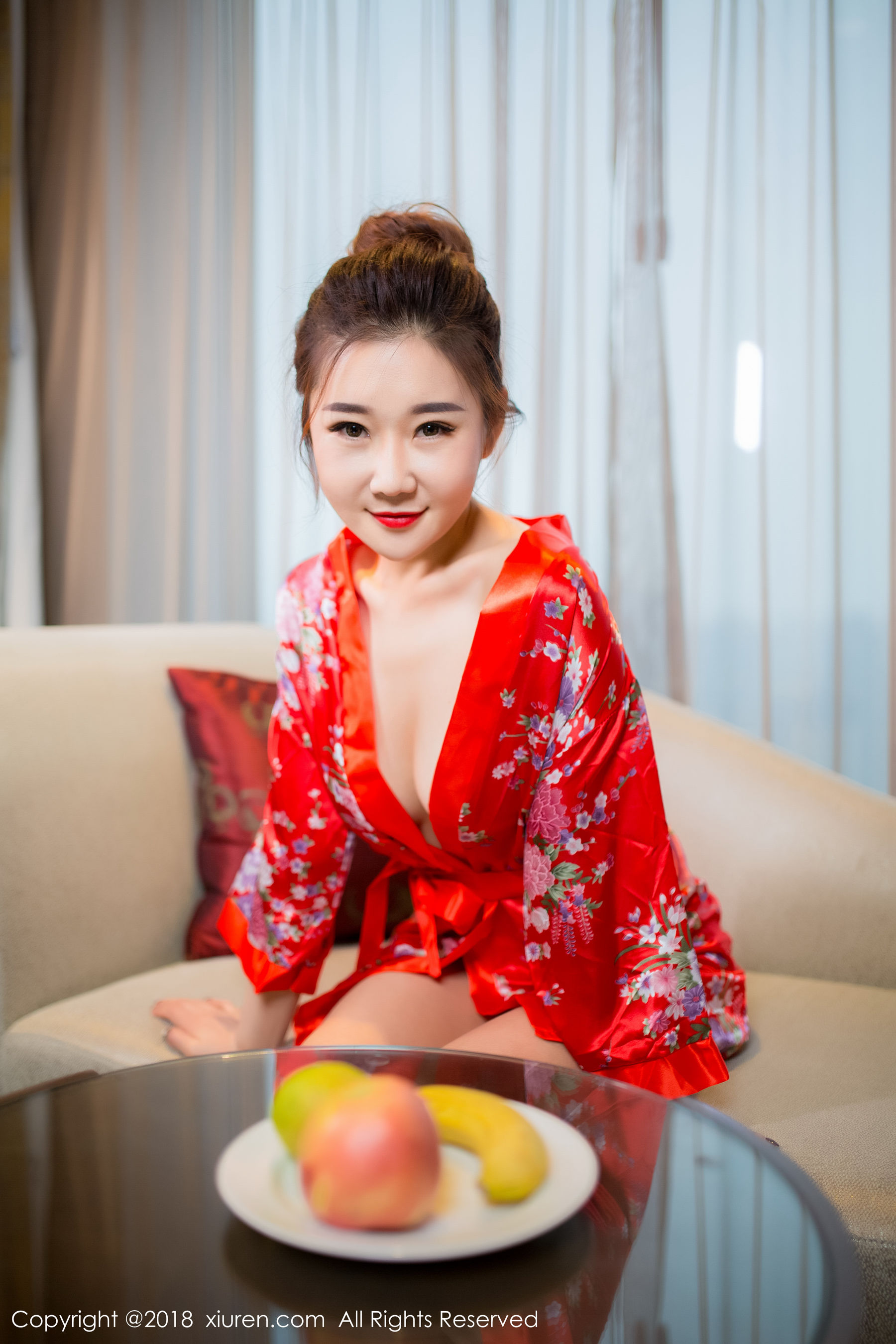 棉花糖candy《华丽和服+半透丝袜》 秀人 No.892