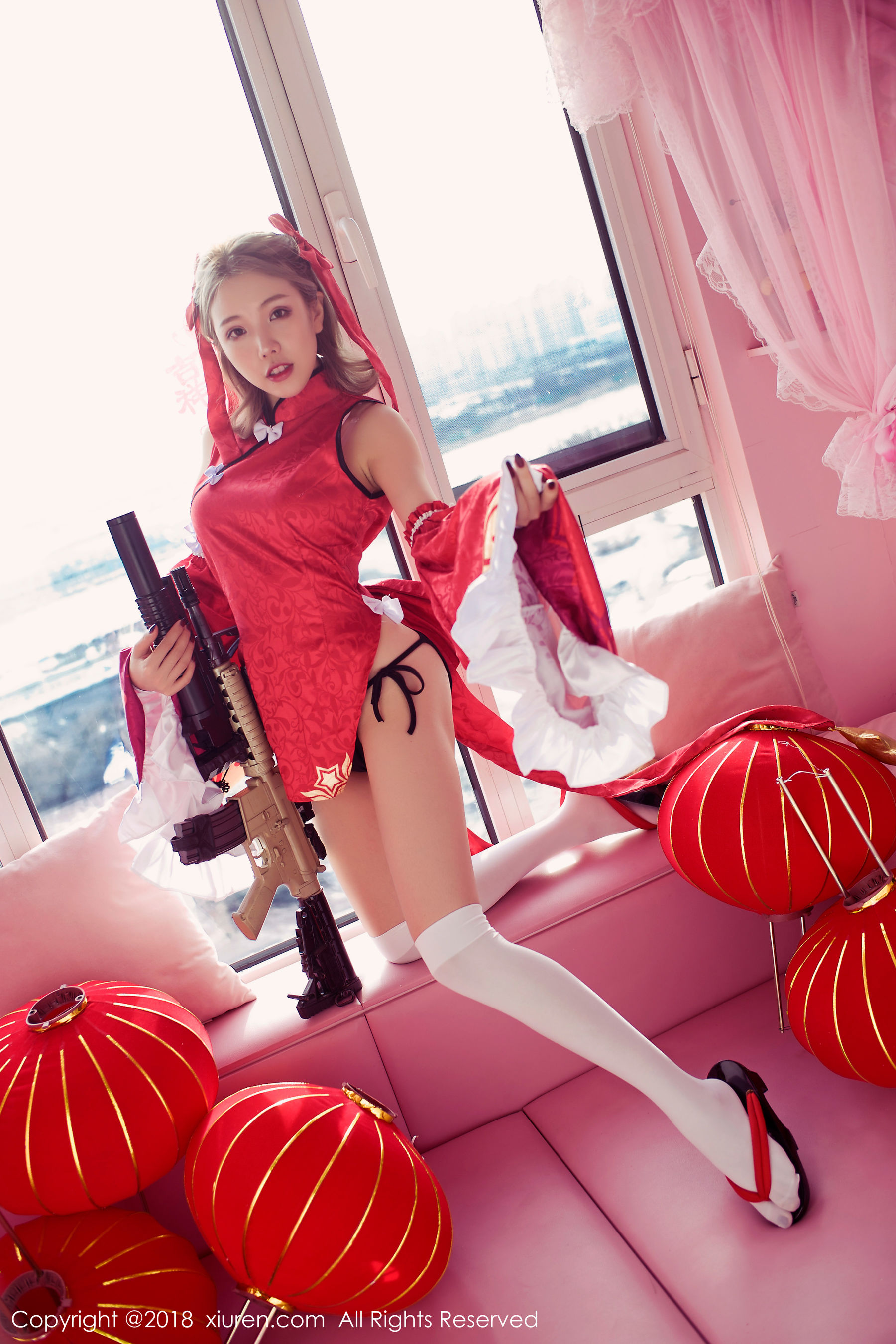 黄楽然《保鲜膜裹身+极品COS枪娘》 秀人 No.911