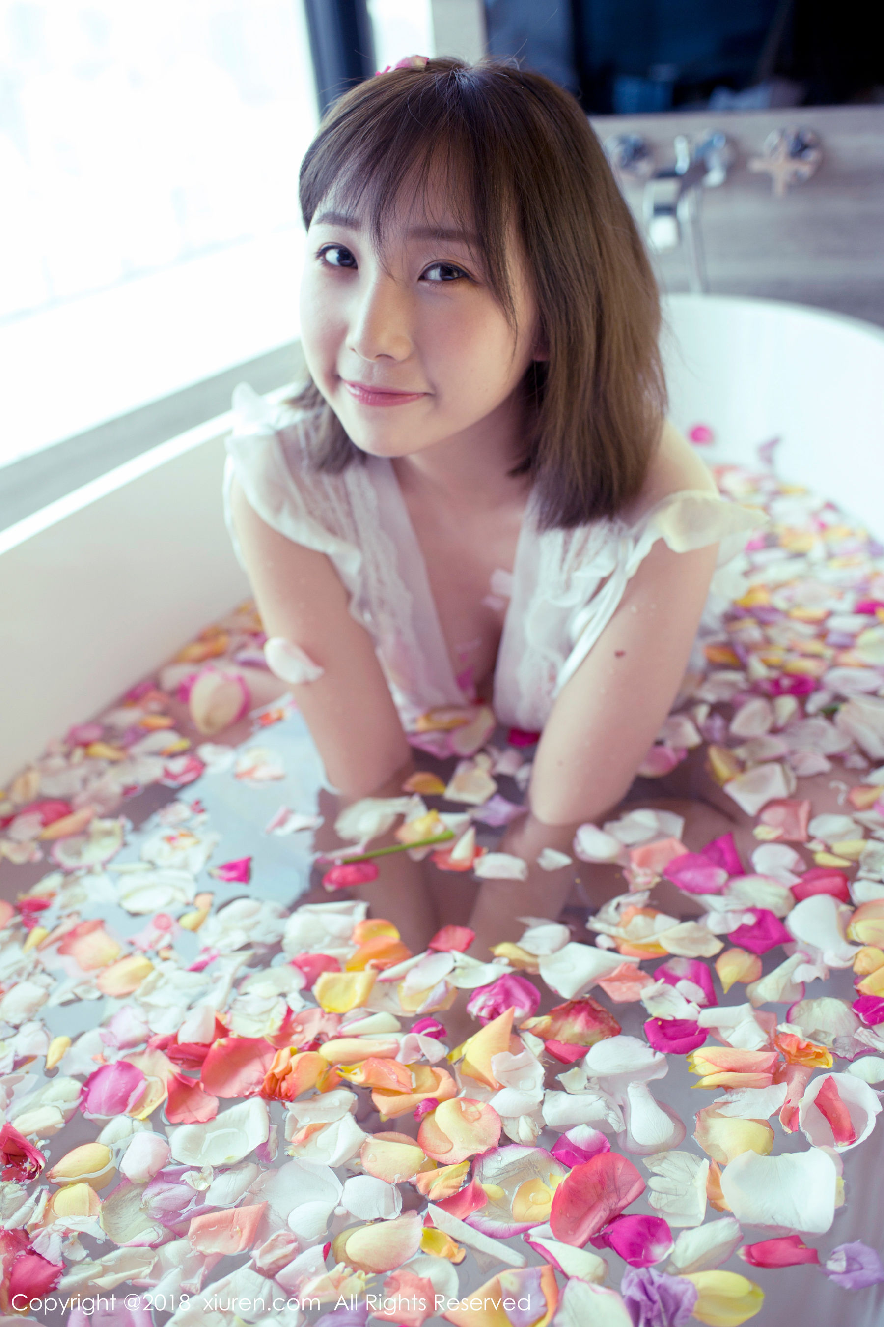 枝恩《短发百变大美女》 秀人网XIUREN No.981