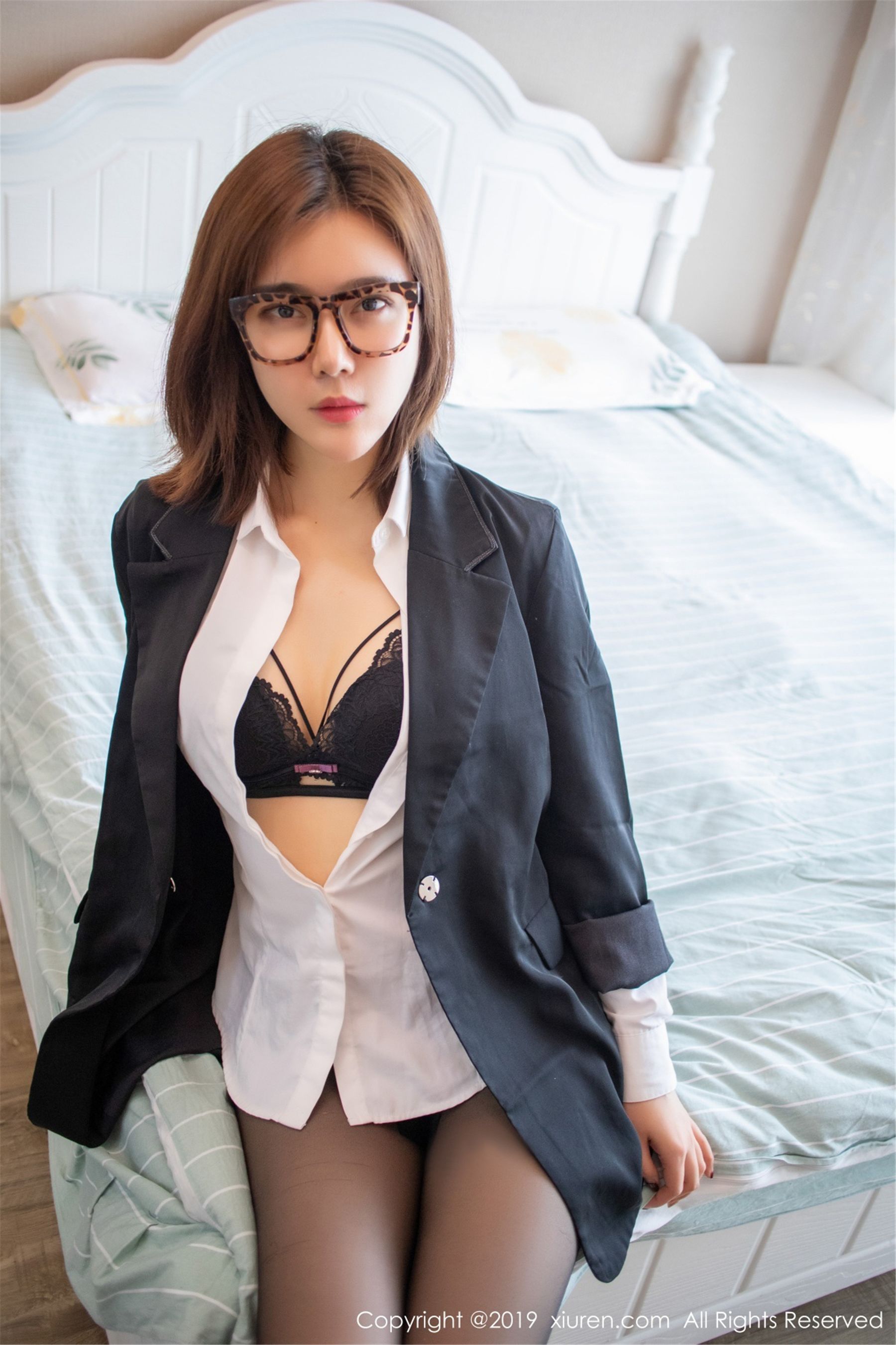 XiuRen 秀人网 No.1439 Yomi悠蜜