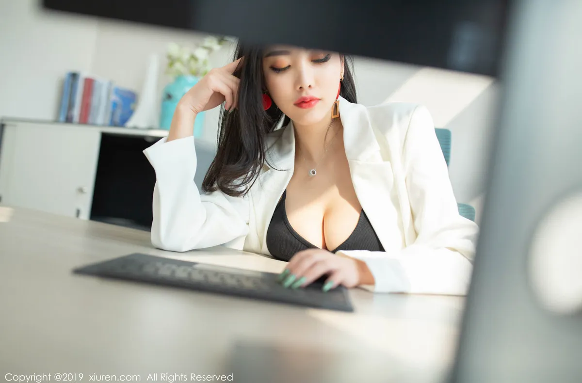 XIUREN秀人网 N0.1853 杨晨晨sugar