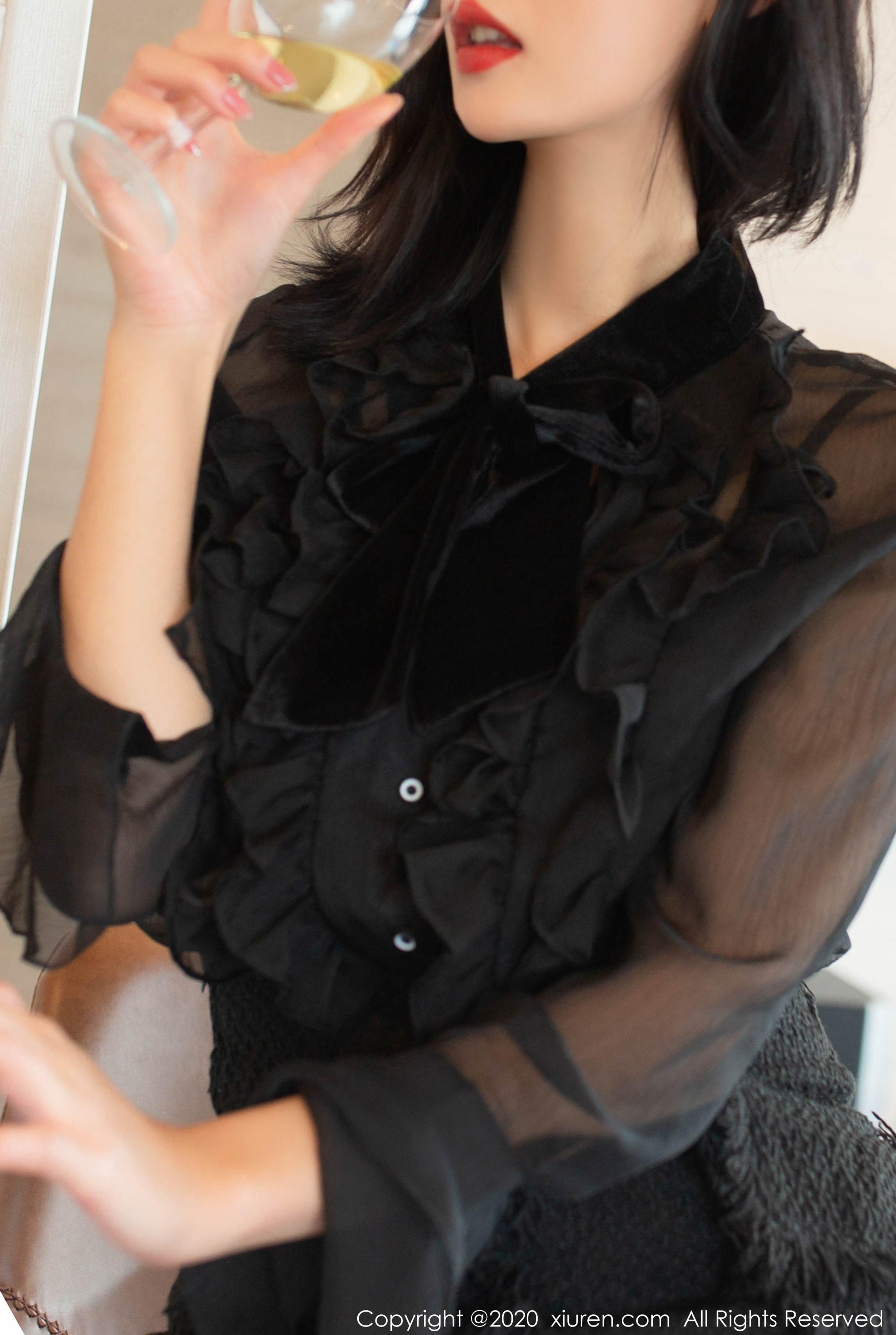 XIUREN秀人网 NO.2128 就是阿朱啊