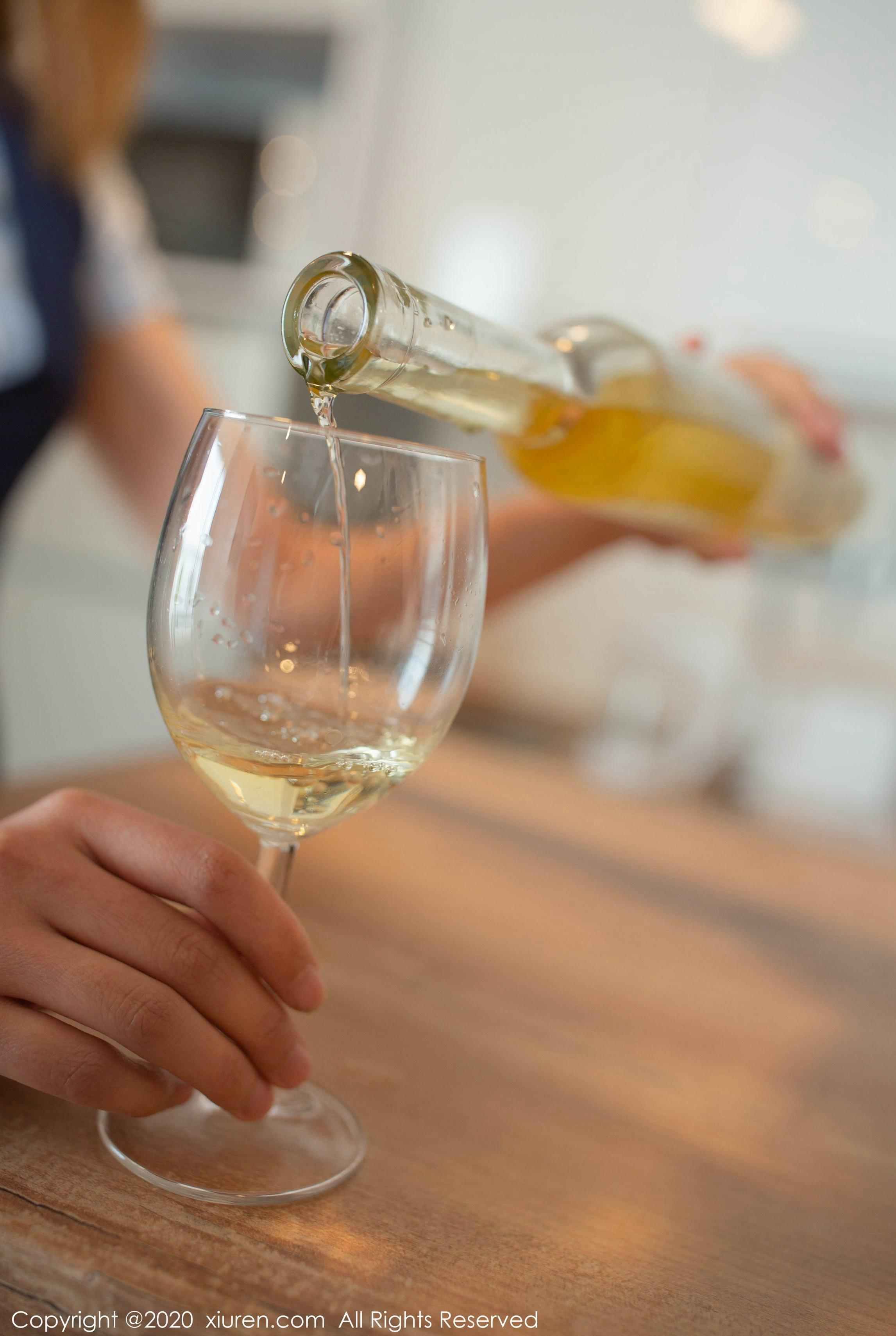 XIUREN秀人网 NO.2128 就是阿朱啊