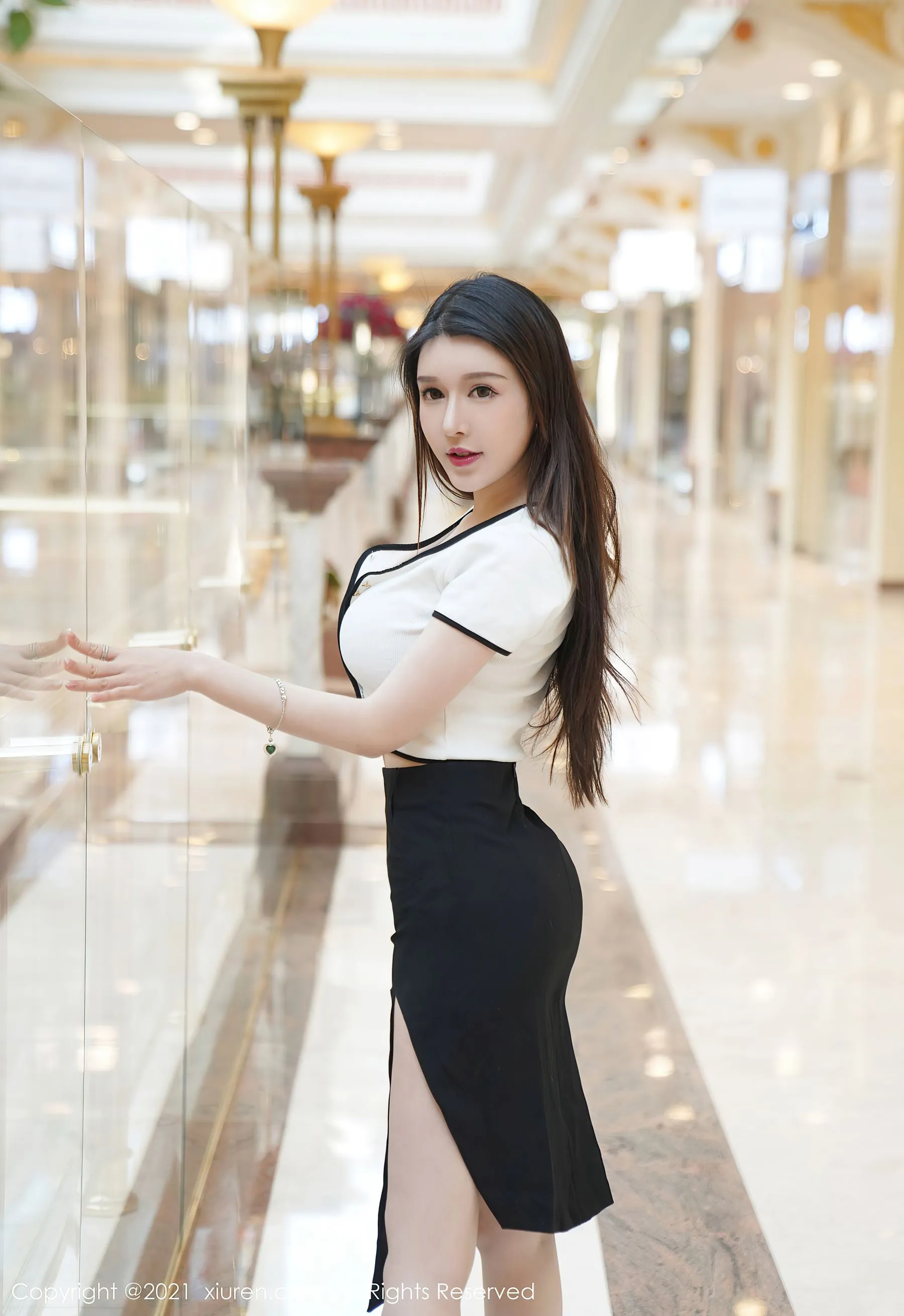 秀人 No.3023 玉兔miki