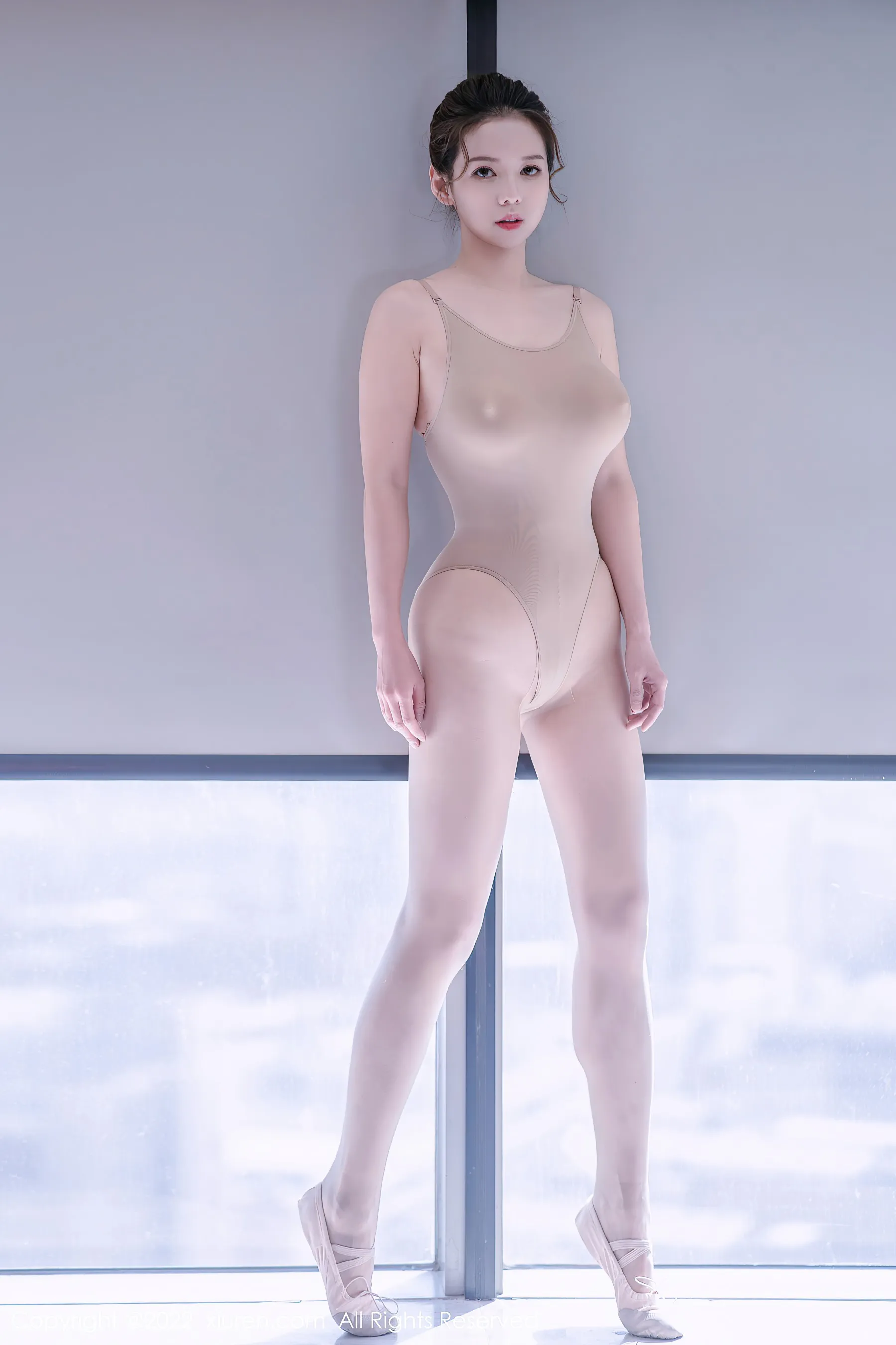 秀人网 No.4722 大美媚京 新人美臀