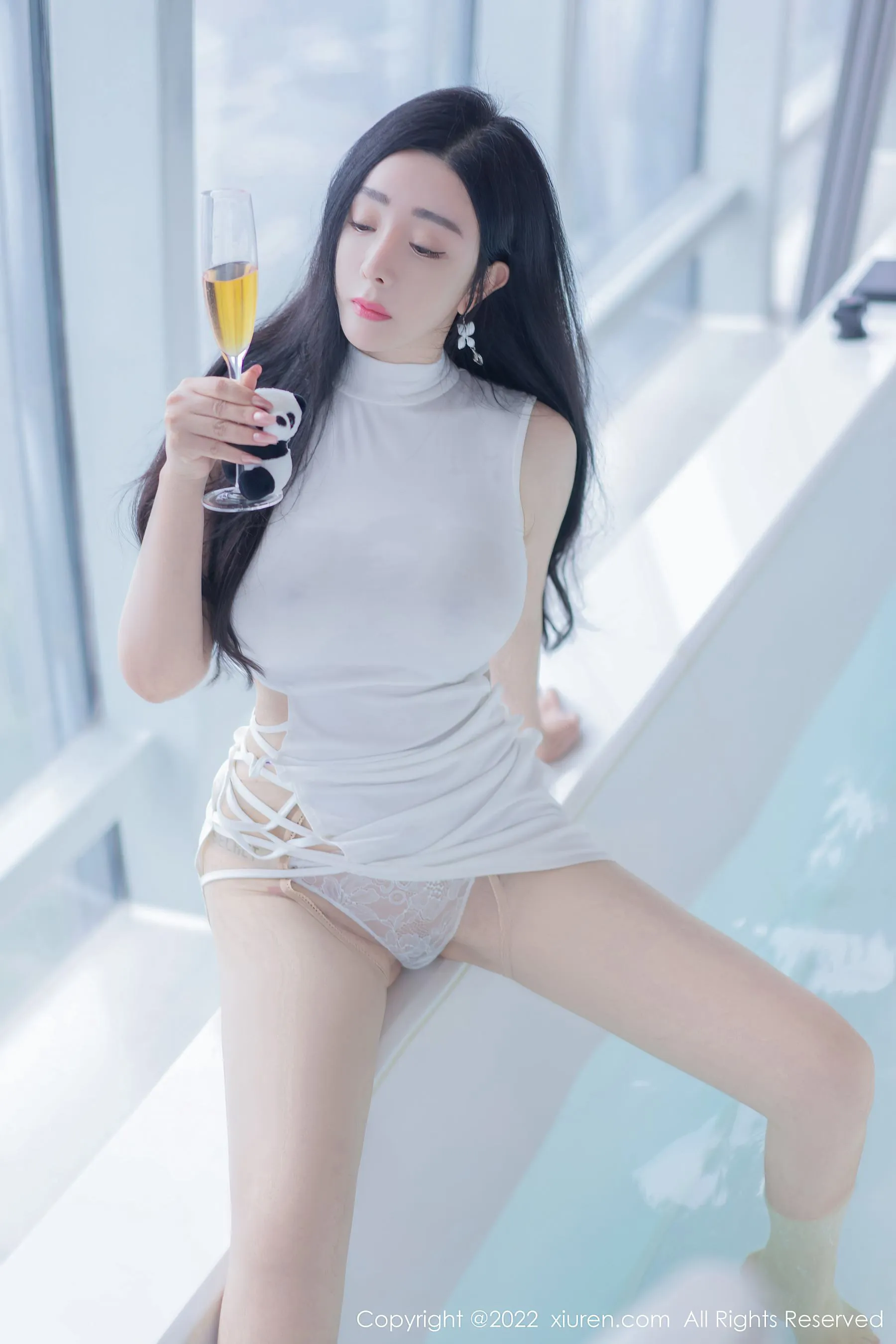 秀人网 No.4855 允爾 美臀美腿丰乳写真