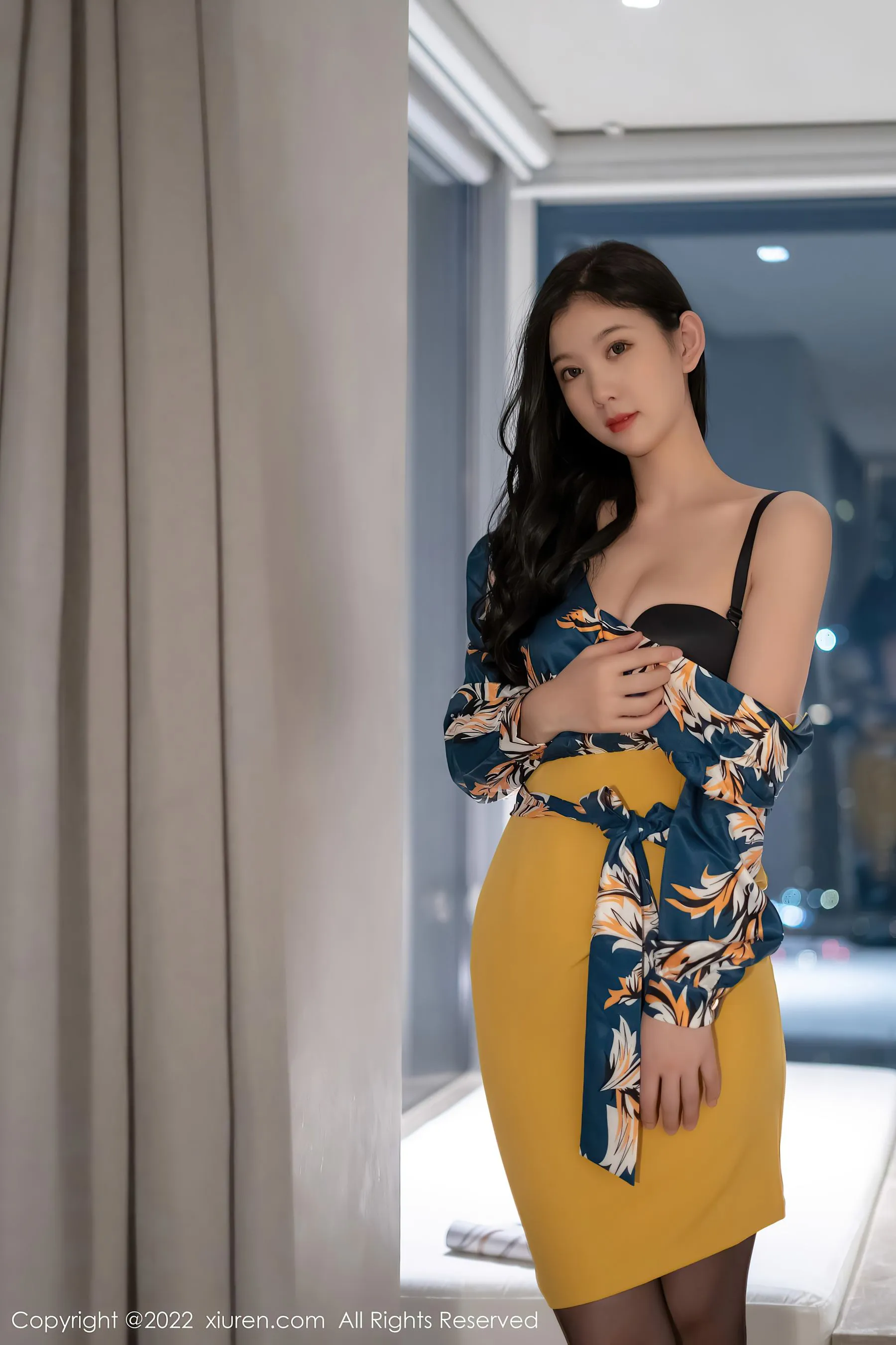 秀人网 No.4880 李雅柔182CM 黑丝美腿