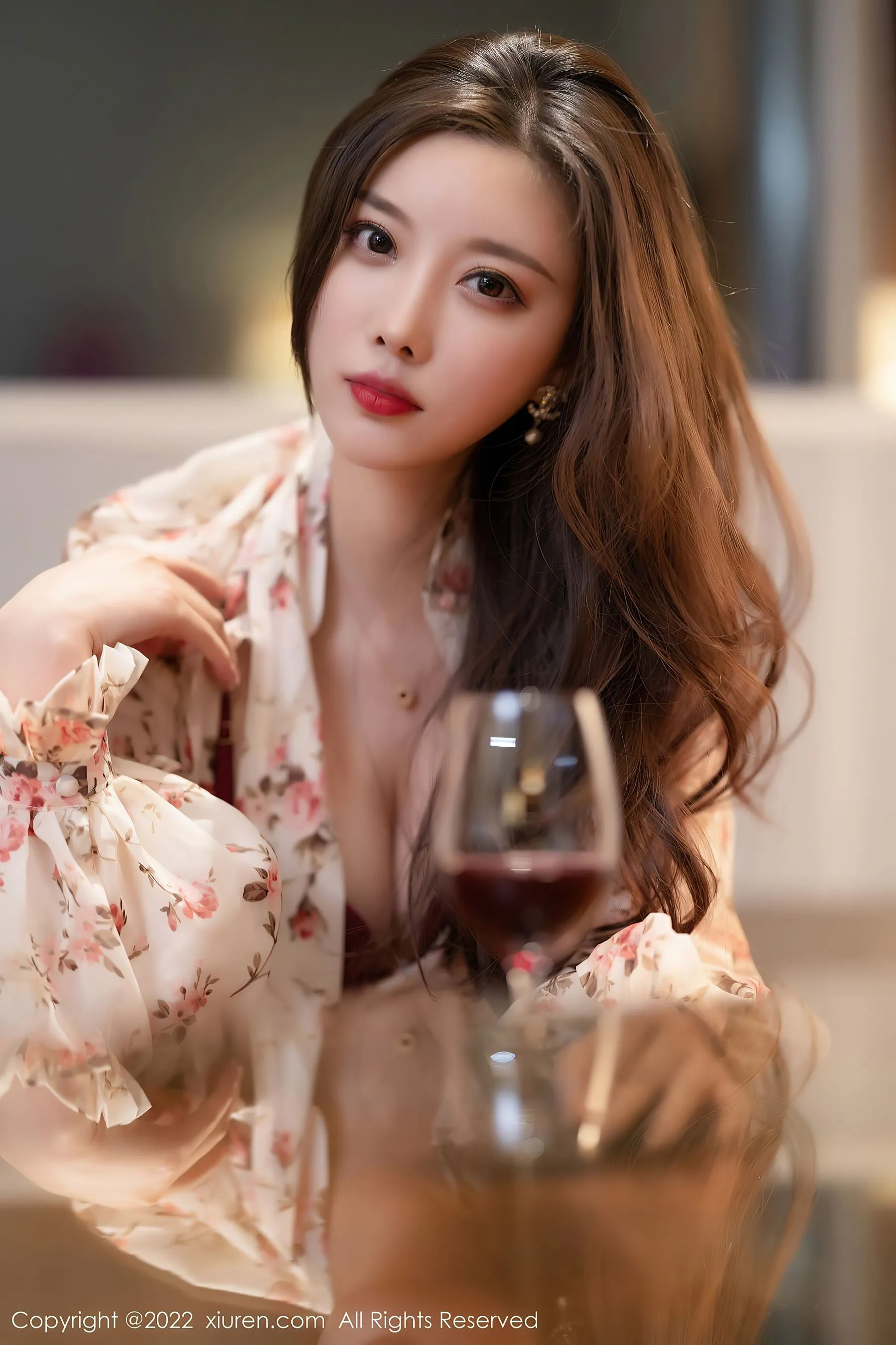 秀人网 No.4892 杨晨晨Yome 丝袜美腿