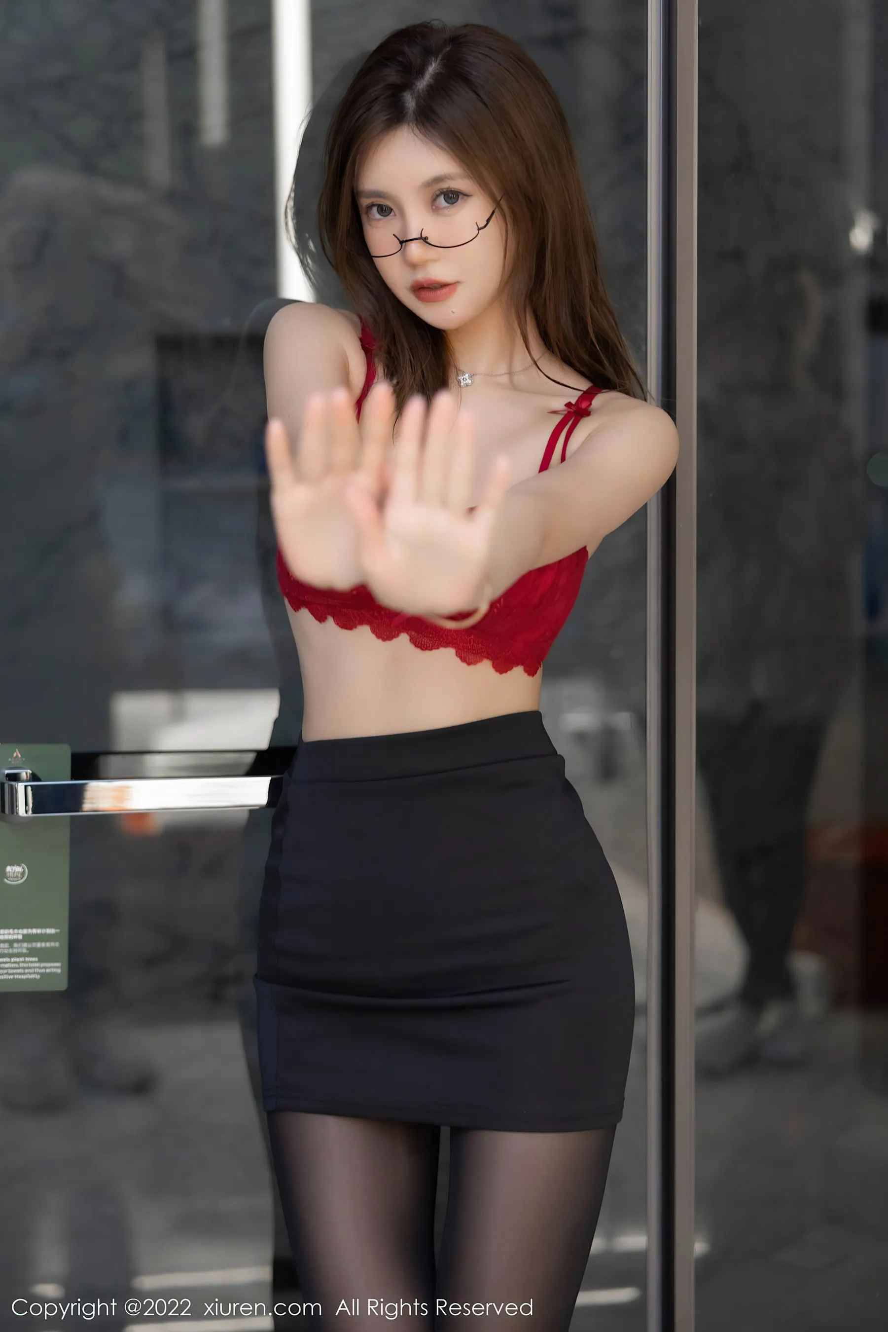 秀人网 No.5041 绮里嘉ula