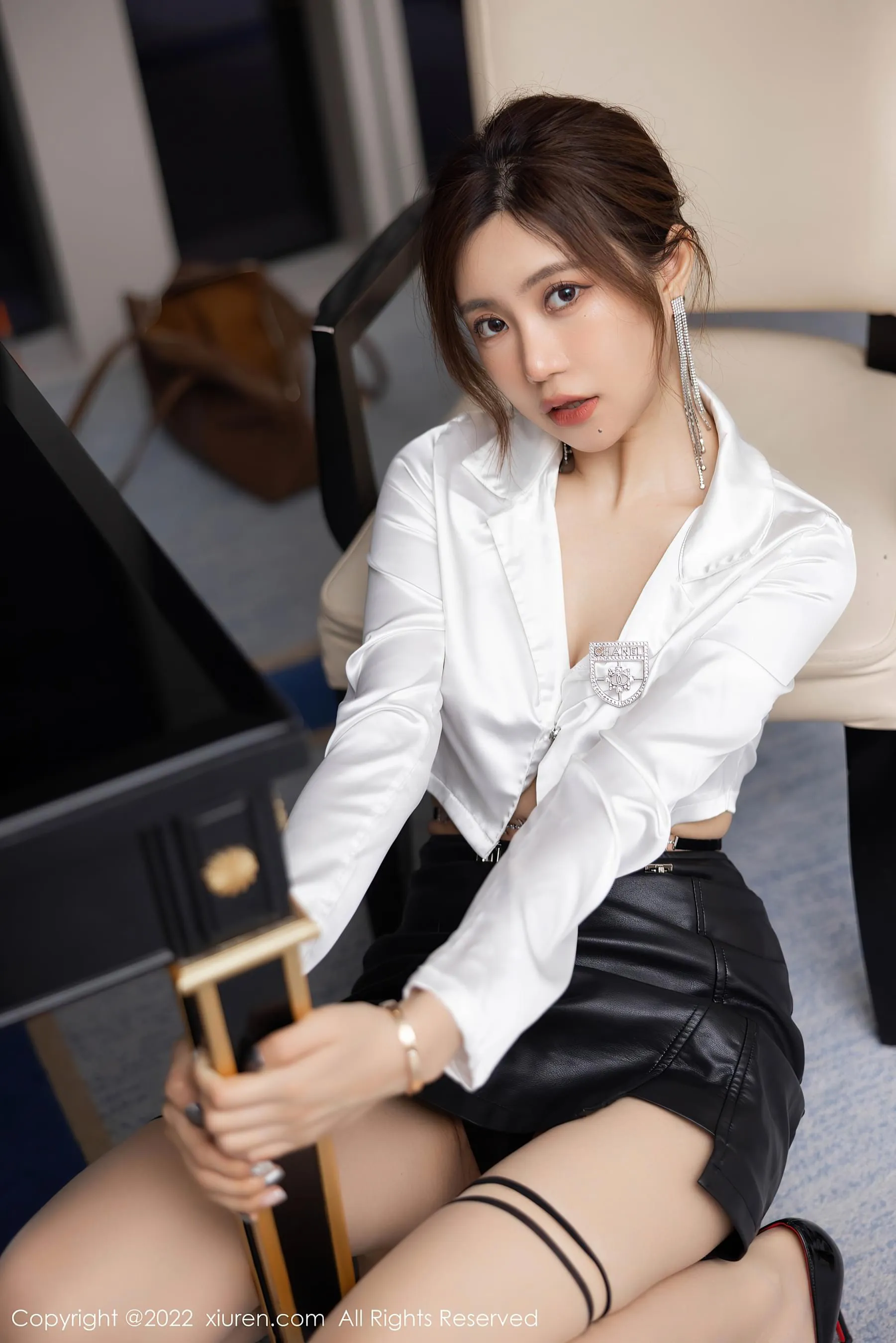 秀人网 No.5189 绮里嘉ula