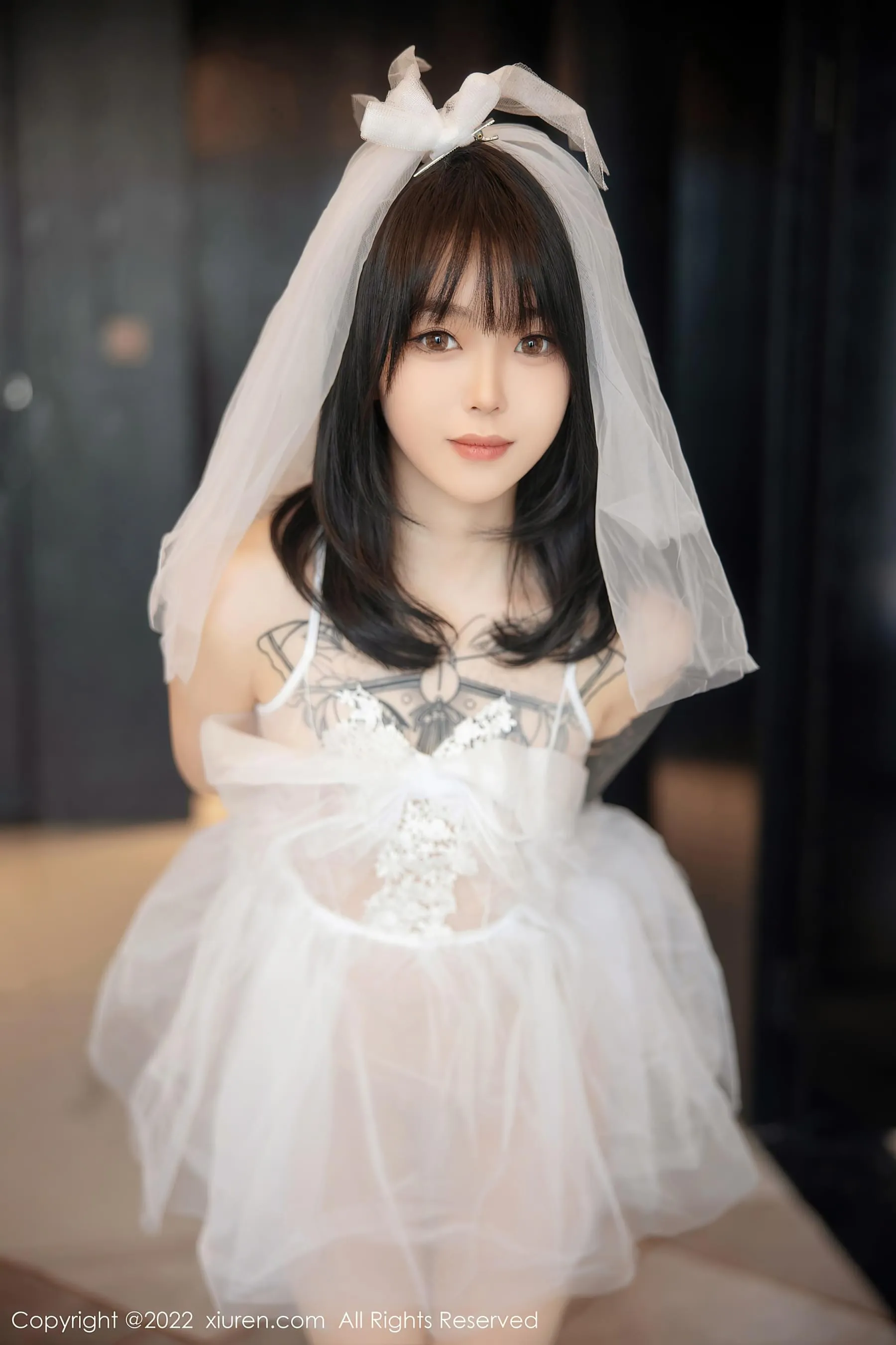 秀人网 No.5212 奶瓶. 婚纱服美腿