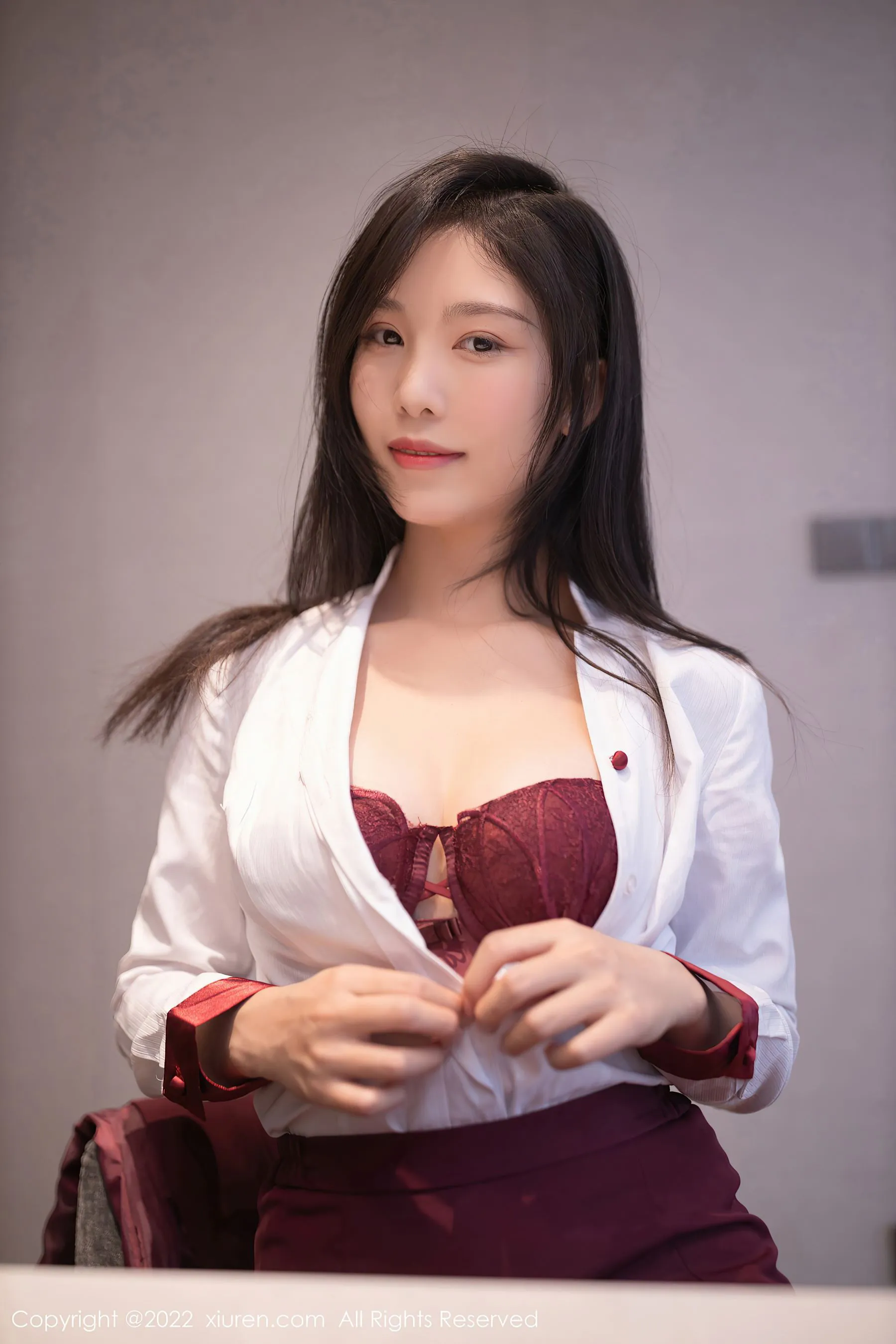 秀人网 No.5485 利世 制服美腿