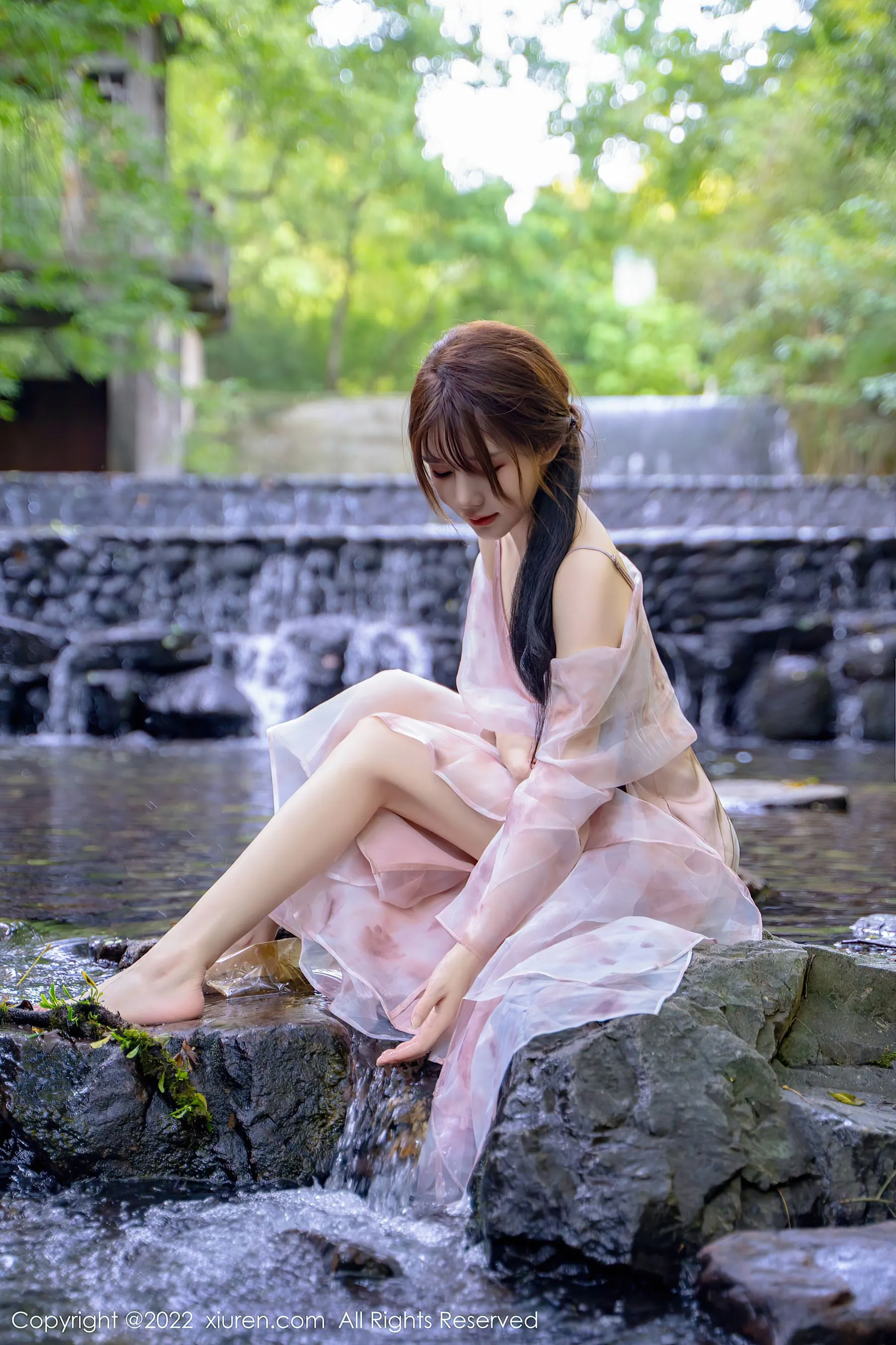 秀人网 No.5690 婠婠么 美腿长裙