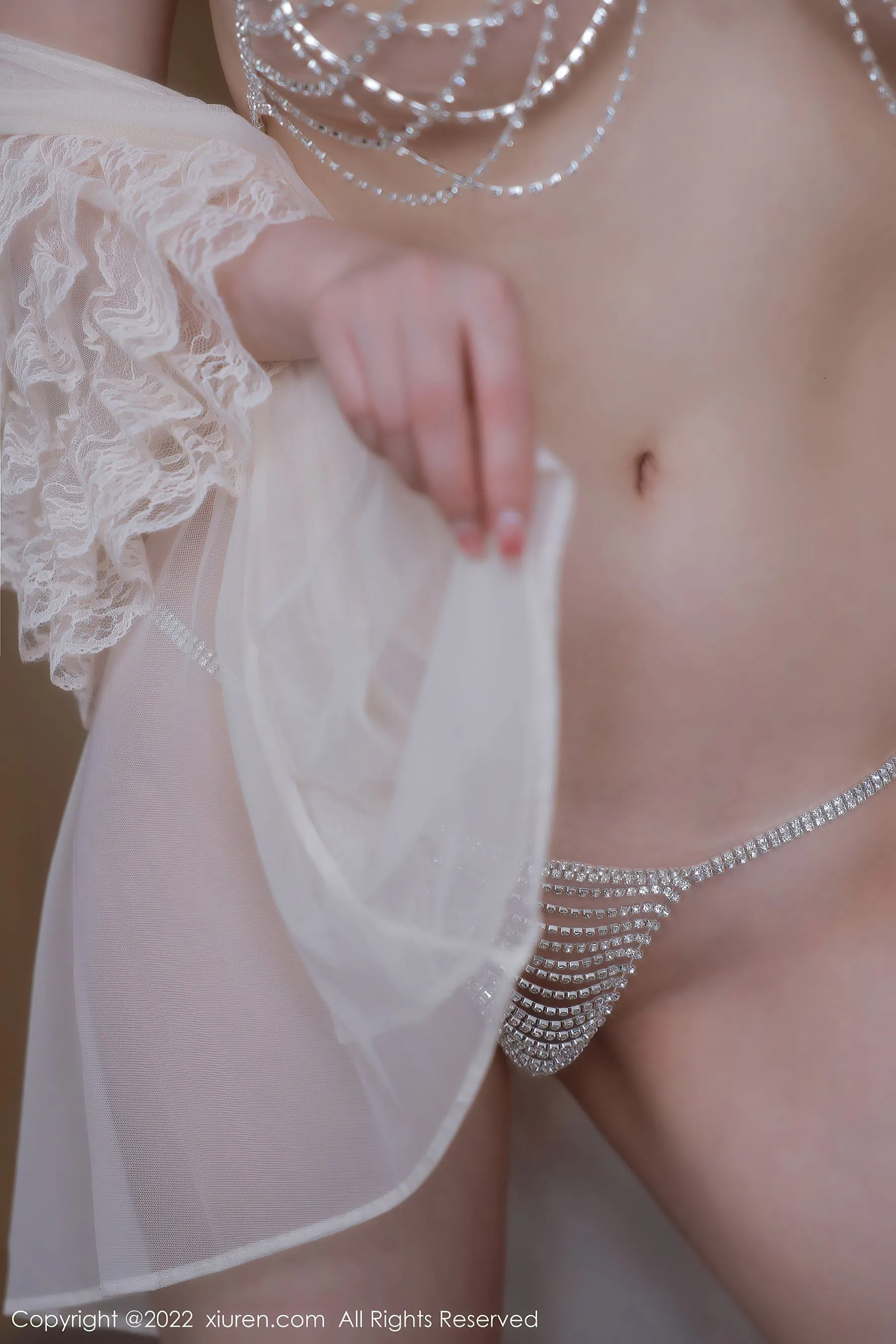 秀人网 No.5761 甜妮 丰腴美臀