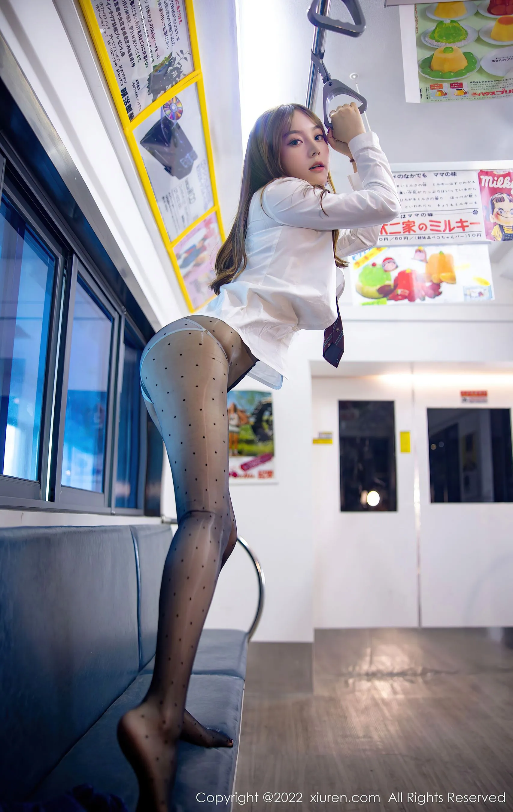 秀人网 No.5899 豆瓣酱 黑丝美臀