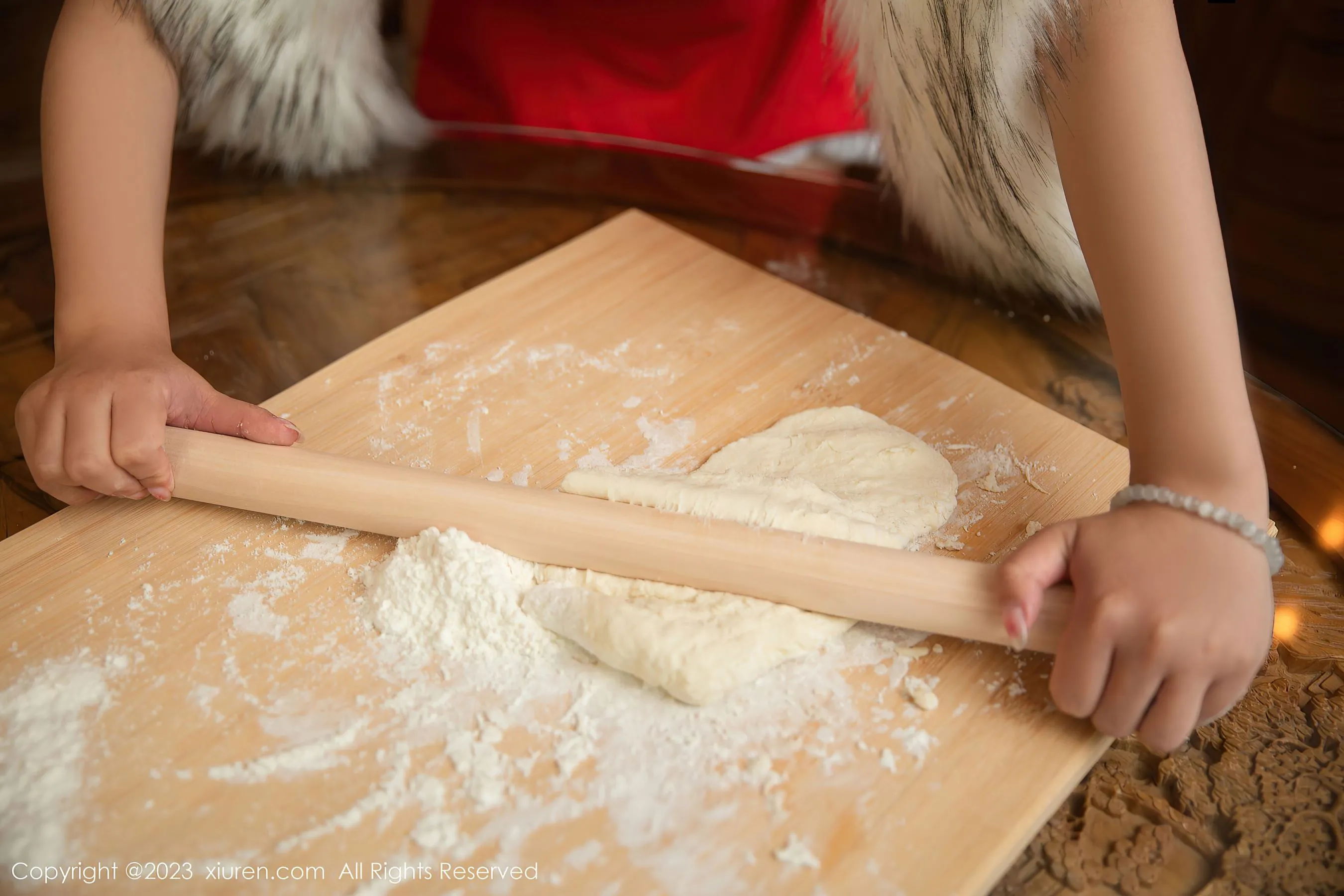 秀人网 No.6242 张思允Nice 喜庆美臀