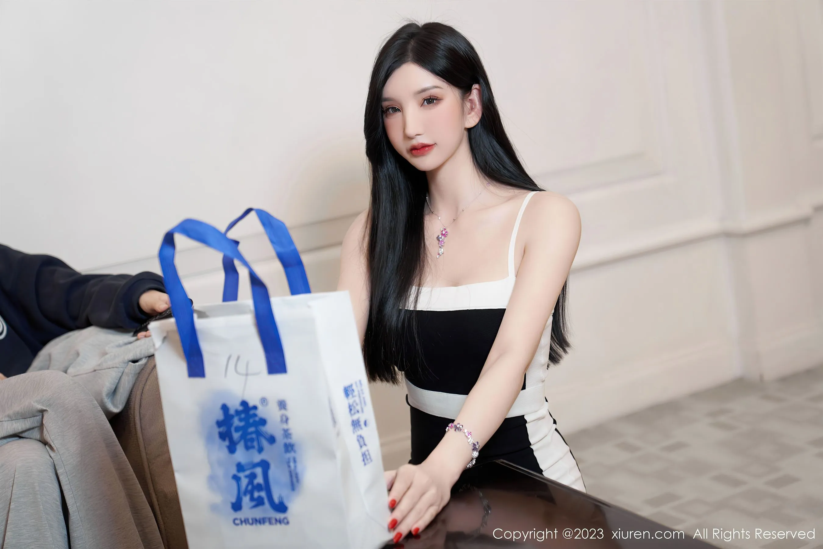 秀人网 No.6323 周于希Sally