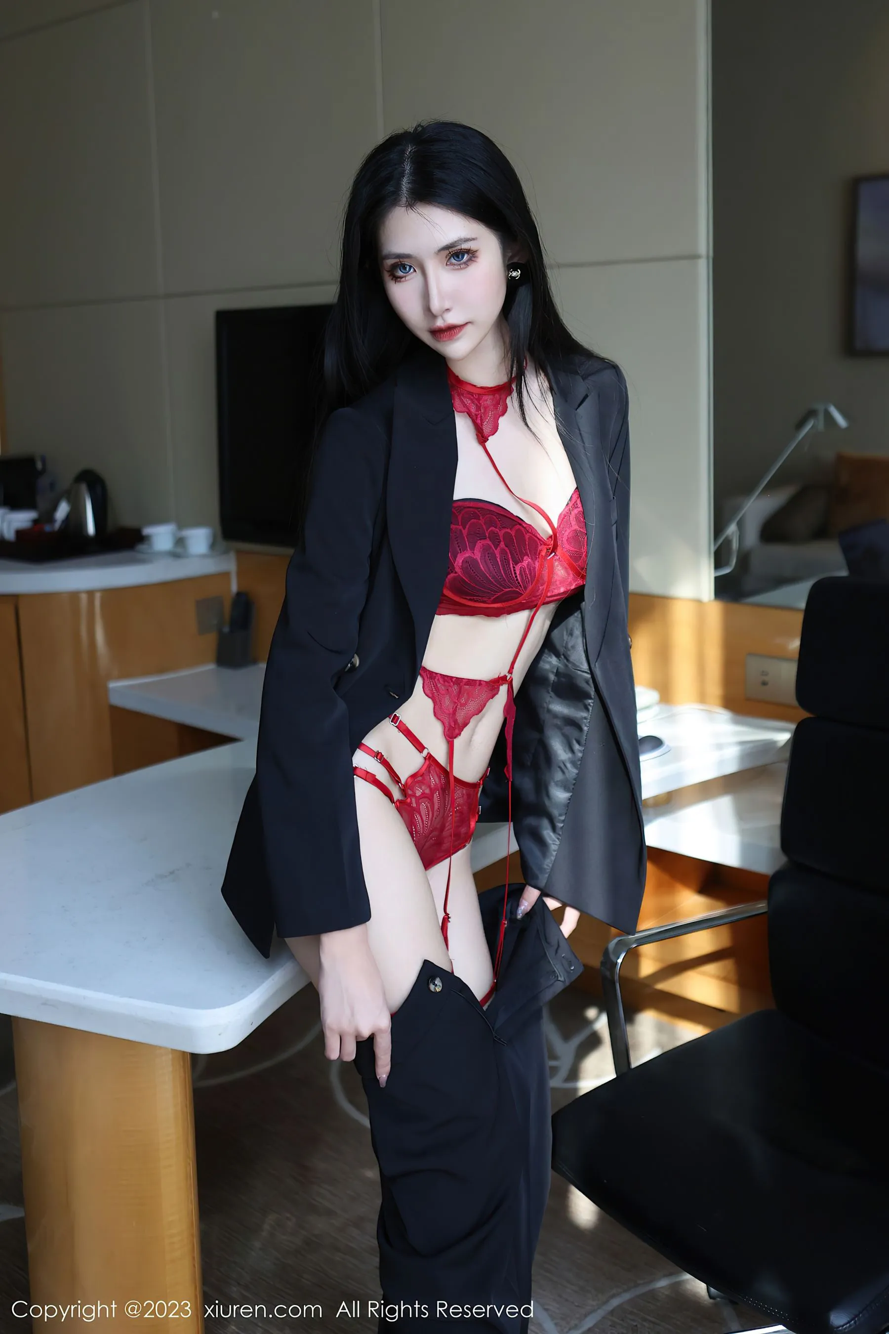 秀人网 No.6402 依娜Yina 美腿新人